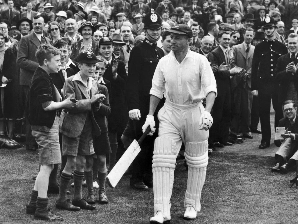 1024x768 Don Bradman: private letters reveal