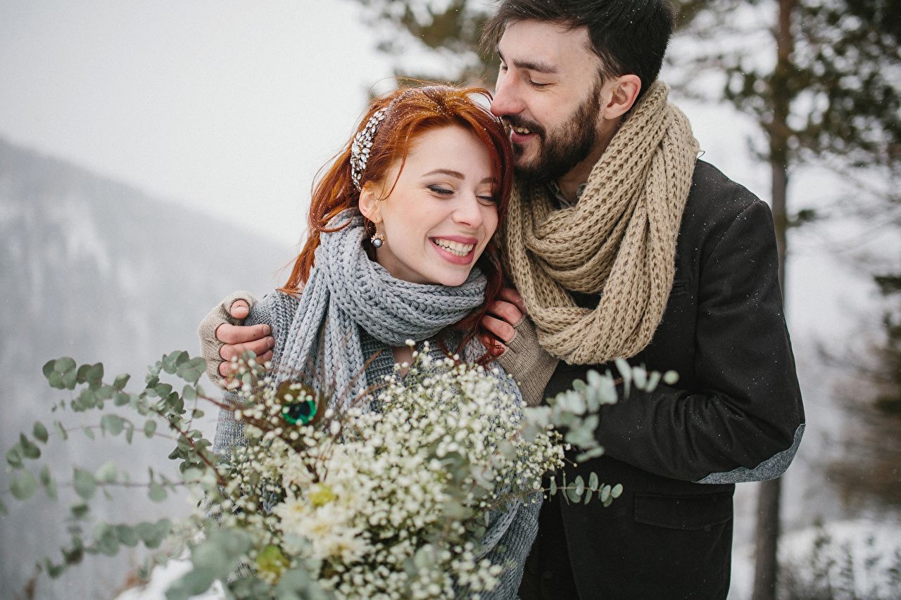 1280x853 Wallpaper Redhead girl Men Scarf happy
