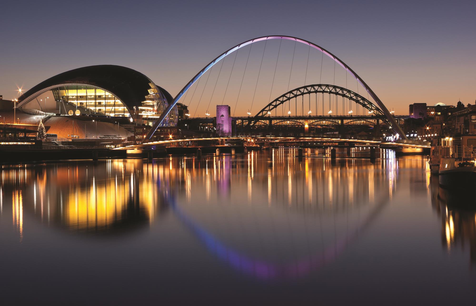 2000x1284 Newcastle Upon Tyne Wallpaper