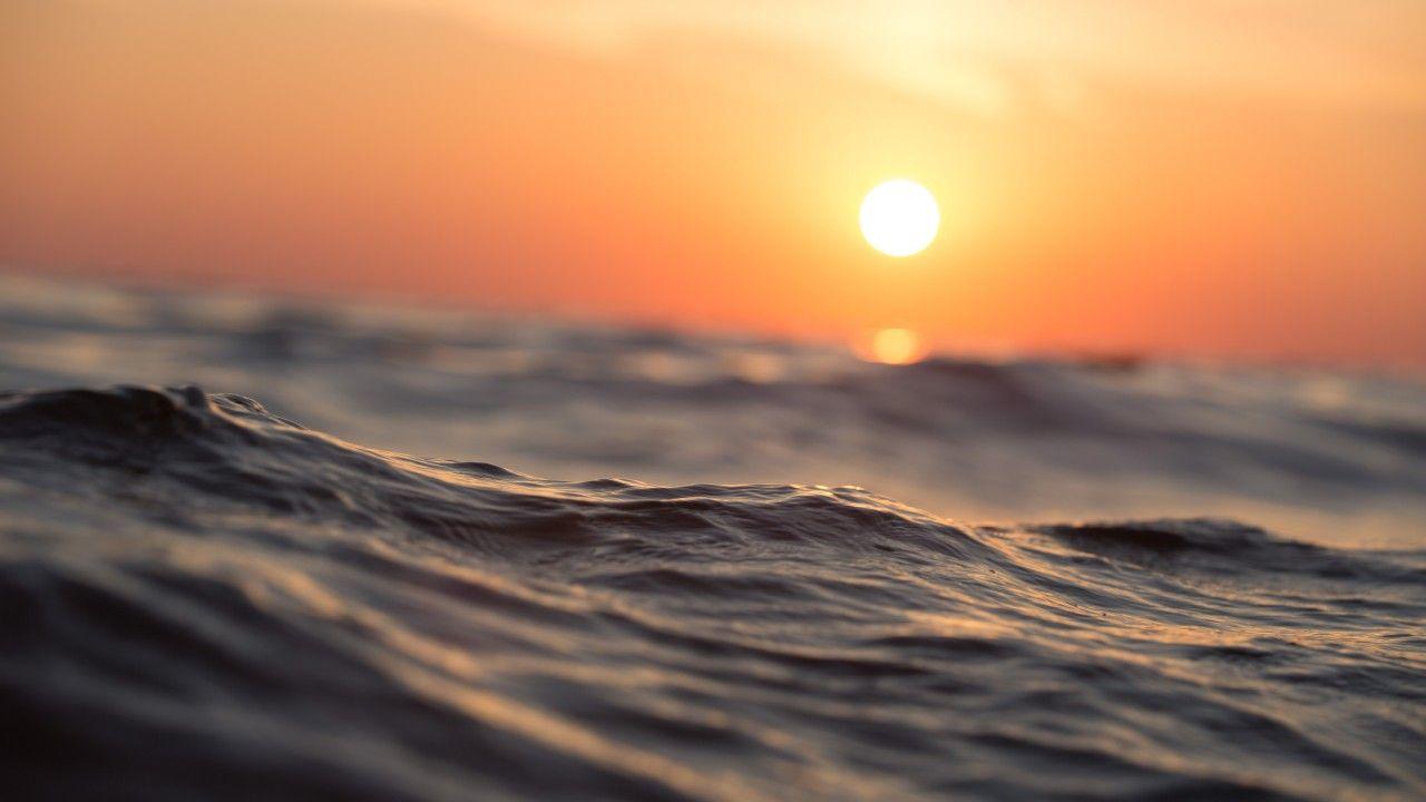 1280x720 Bãi biển hình nền, bình minh, Bình minh, Sóng, độ phân giải cao, 4K, Thiên nhiên https://wallpaperaccess.com/full/1194119.jpg
