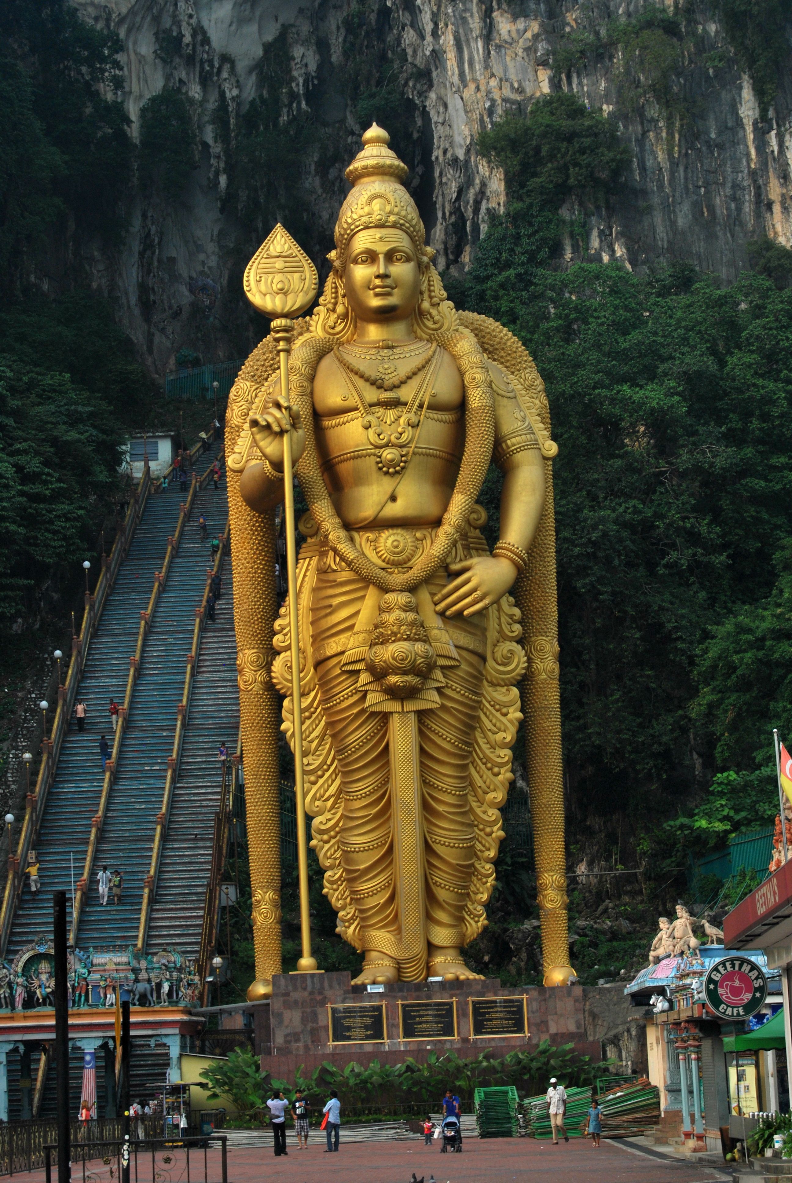 2592x3872 Batu Caves, Malaysia. Lord murugan