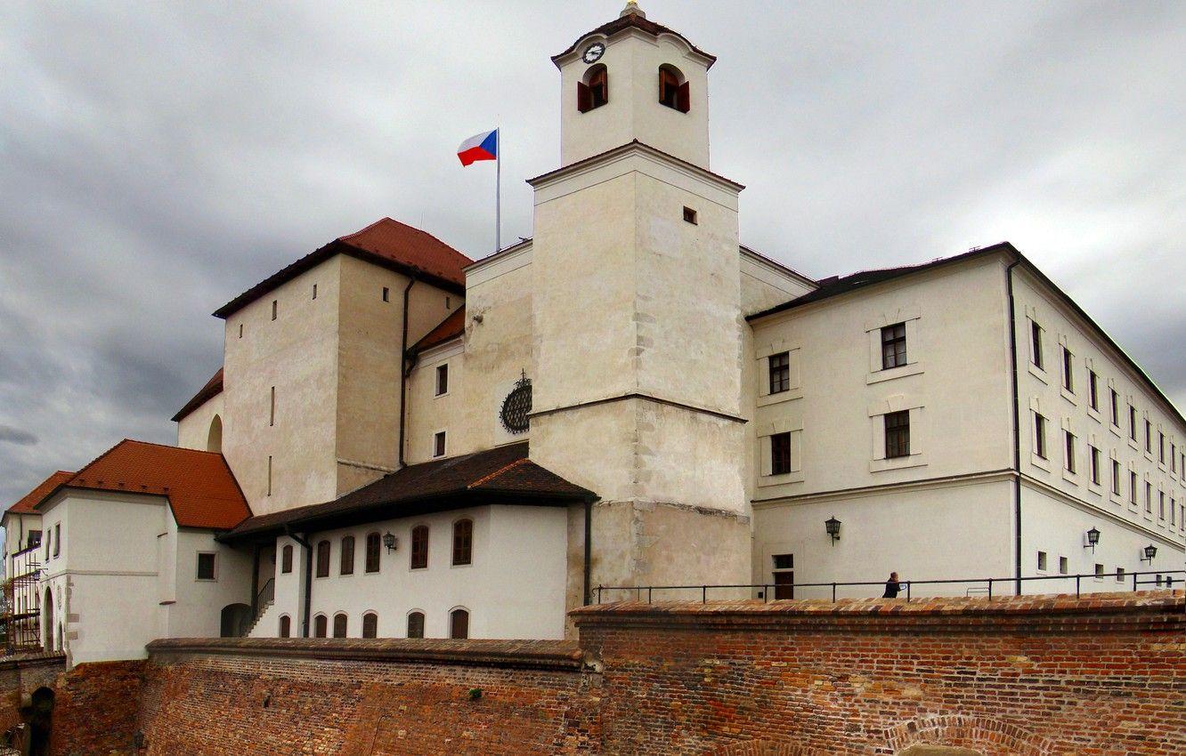 1332x850 Wallpaper castle, Czech Republic, The Czech Republic, Brno