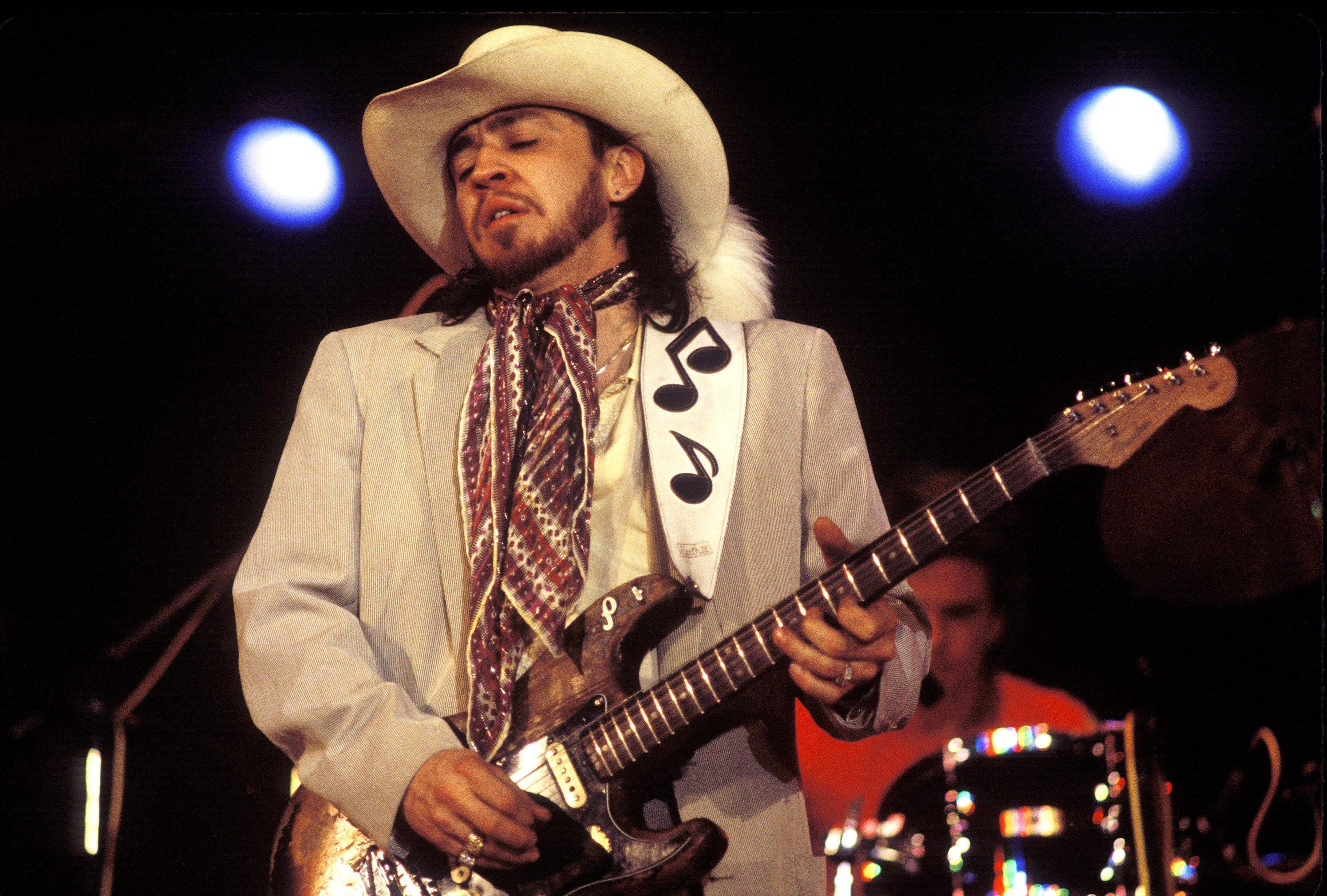 2990x2020 Stevie Ray Vaughan Wallpaper
