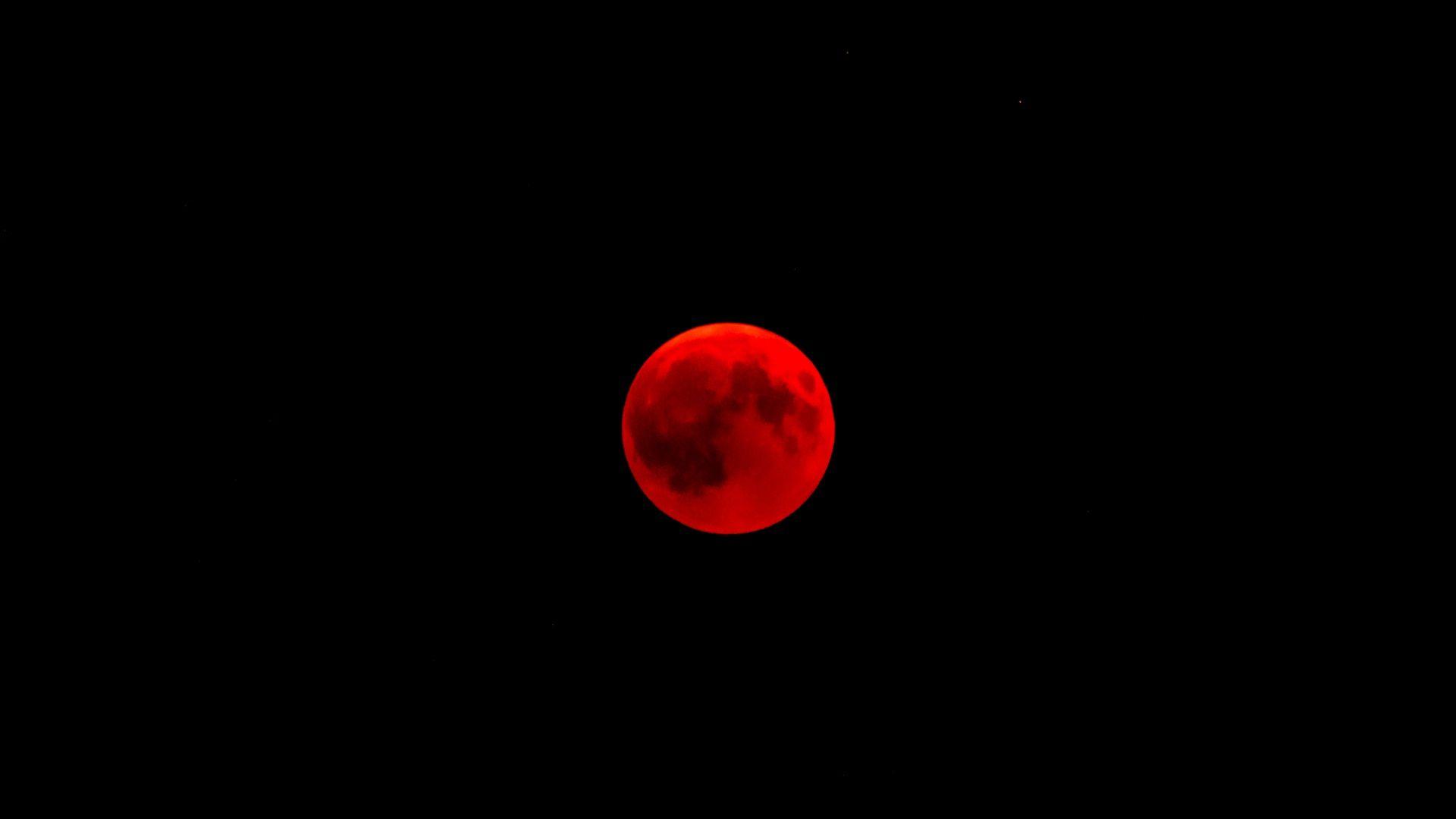 1920x1080 Red Full Moon with Black Background Wallpaper