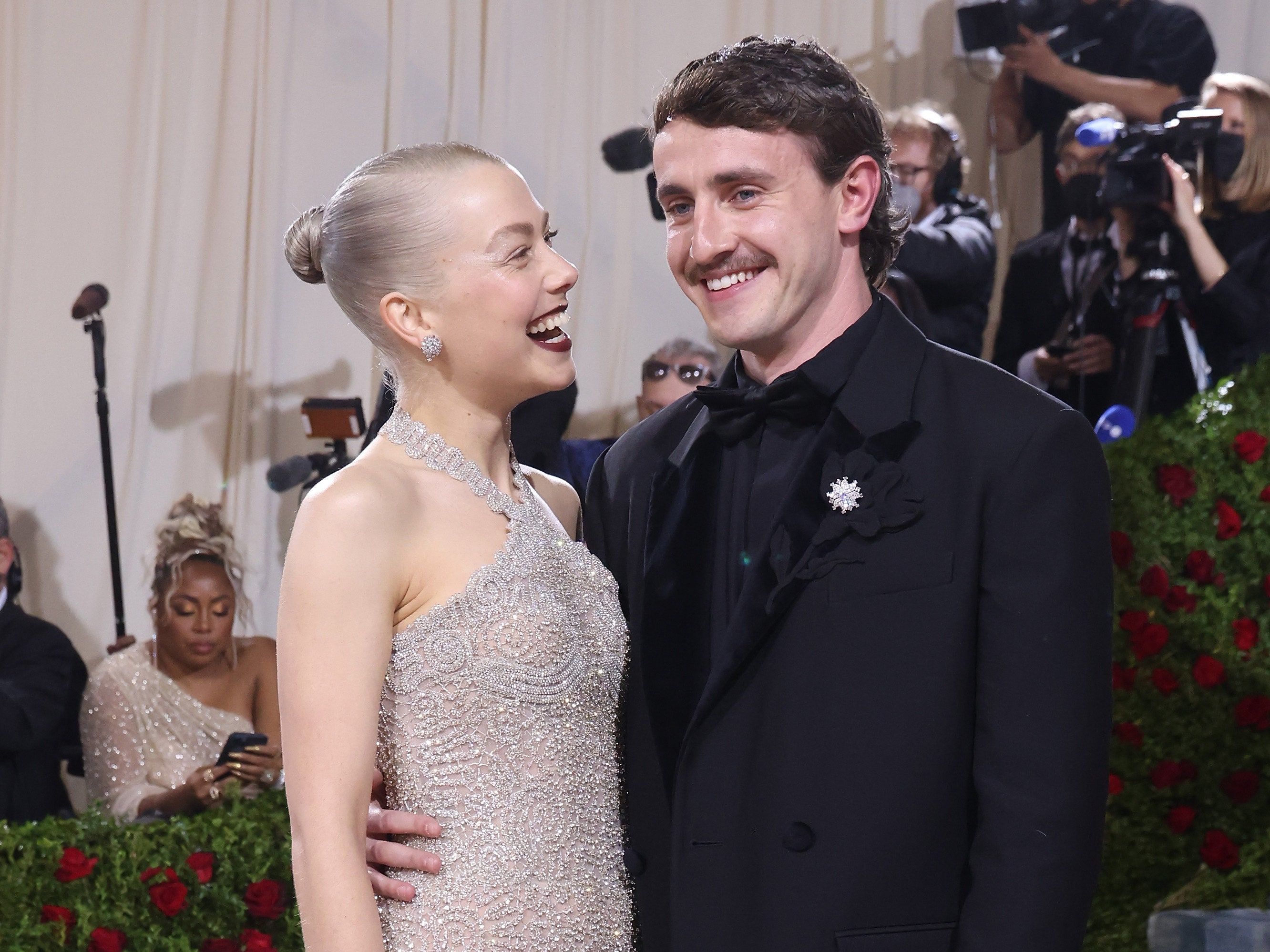 2664x1998 Could Phoebe Bridgers and Paul Mescal