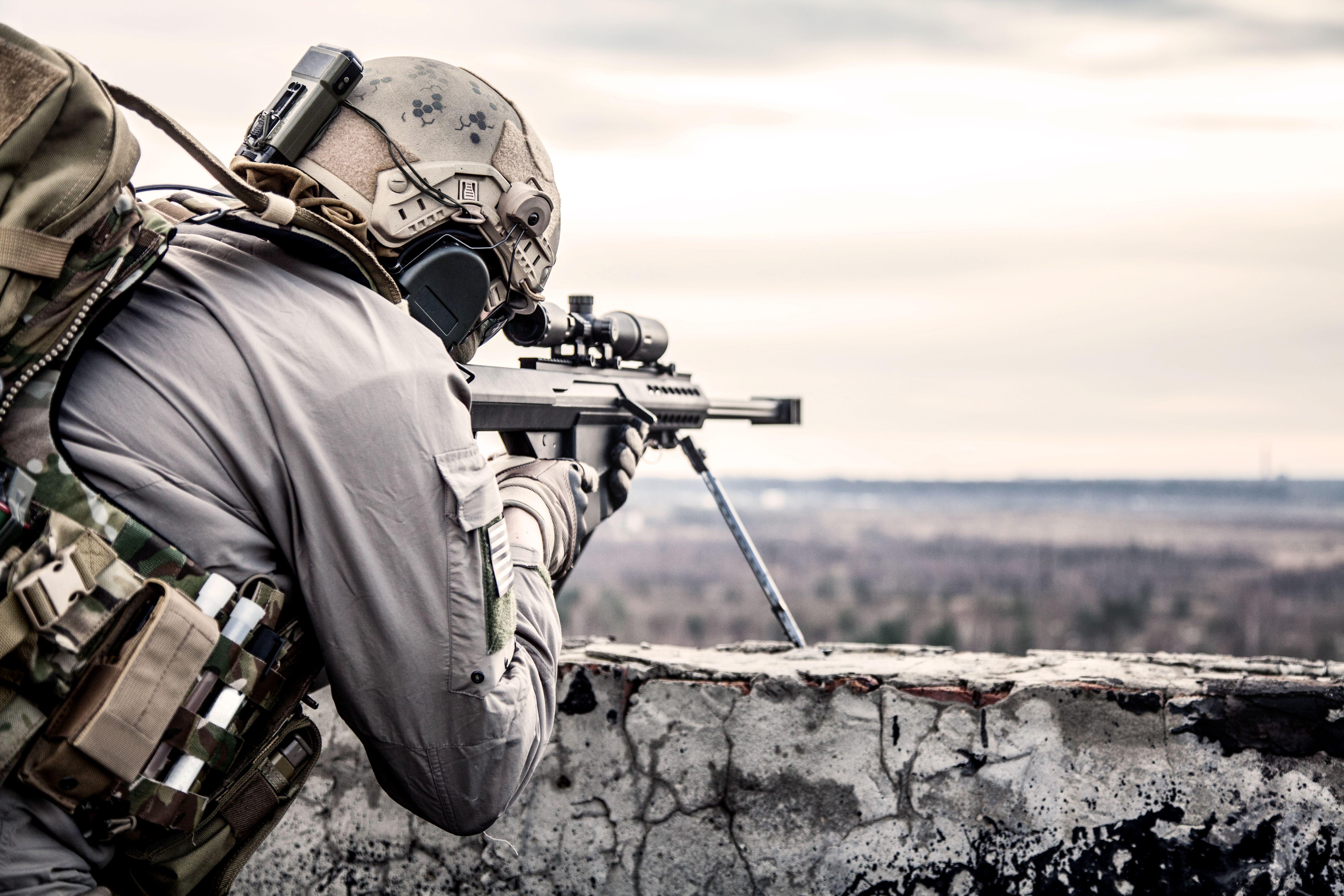 5616x3744 Soldier Power. Protective & Tactical Communication Systems