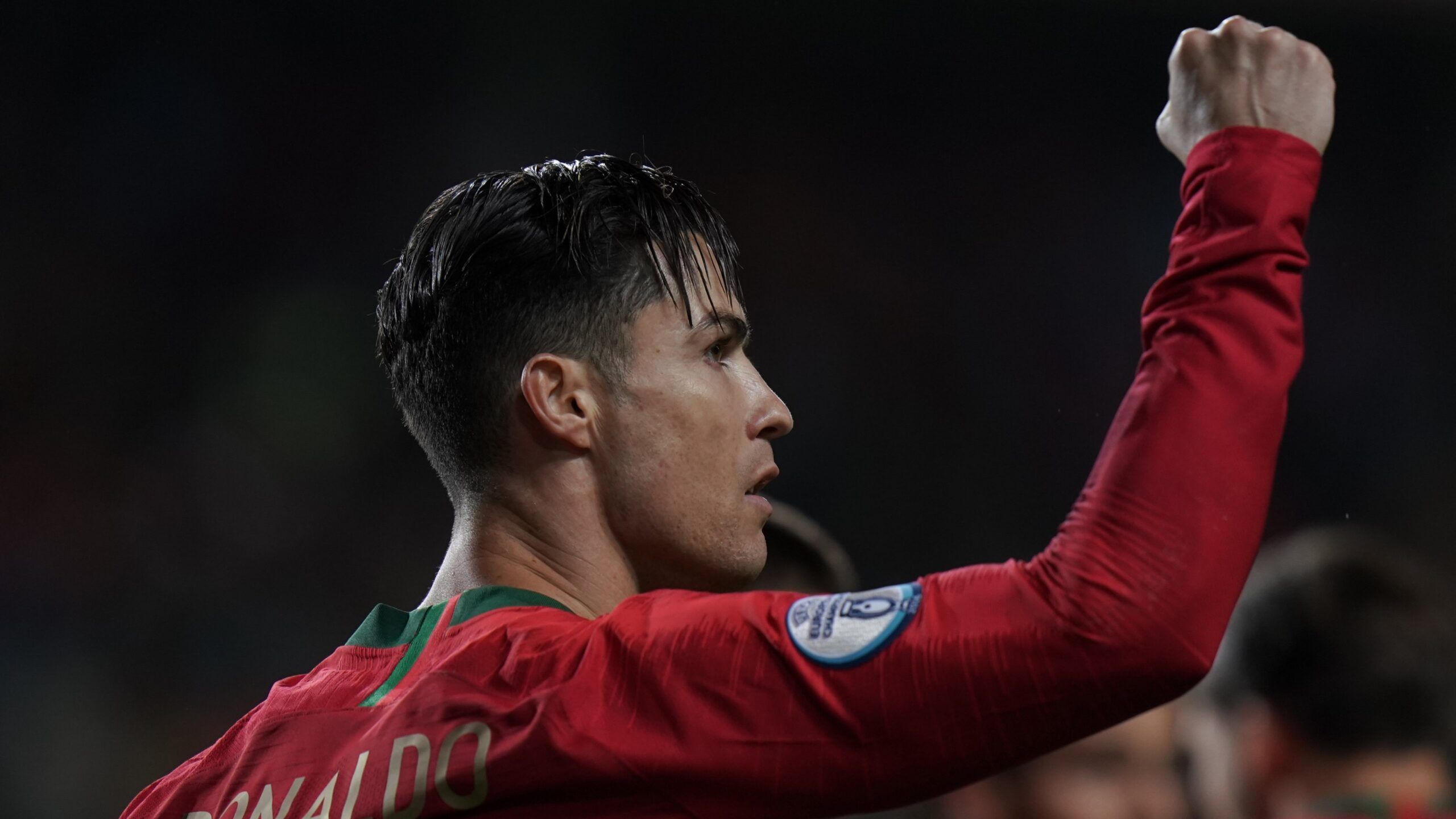 2560x1440 Cristiano Ronaldo Wallpaper