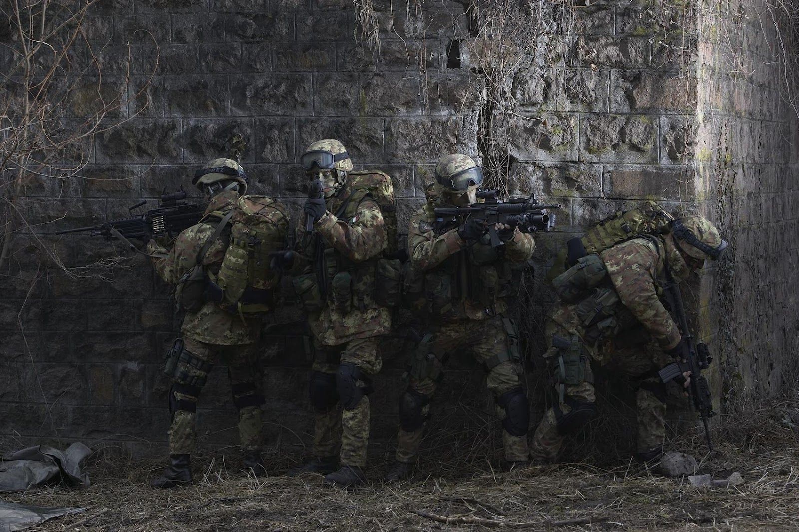 1600x1066 Best Army War Picture And Wallpaper