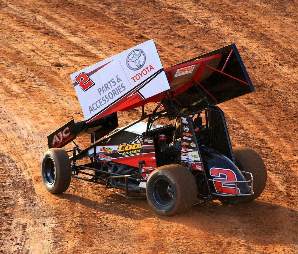 1000x855 World Of Outlaws Wallpaper