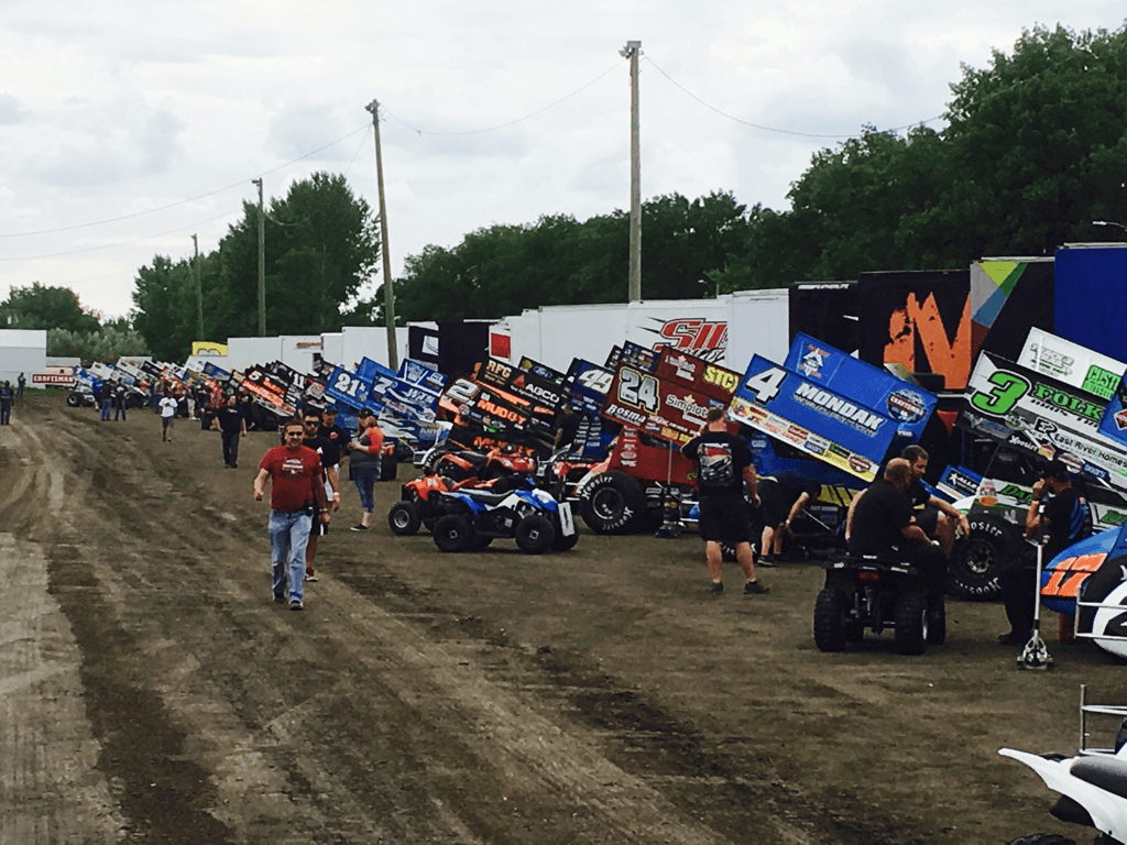 1024x768 World Outlaws Cities Speedway