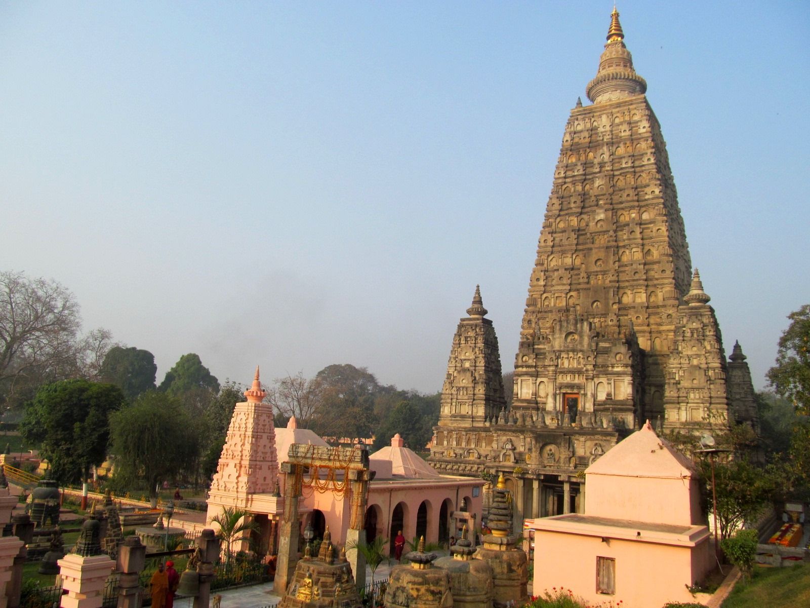 Bodh Gaya Wallpapers - Top Free Bodh Gaya Backgrounds - WallpaperAccess