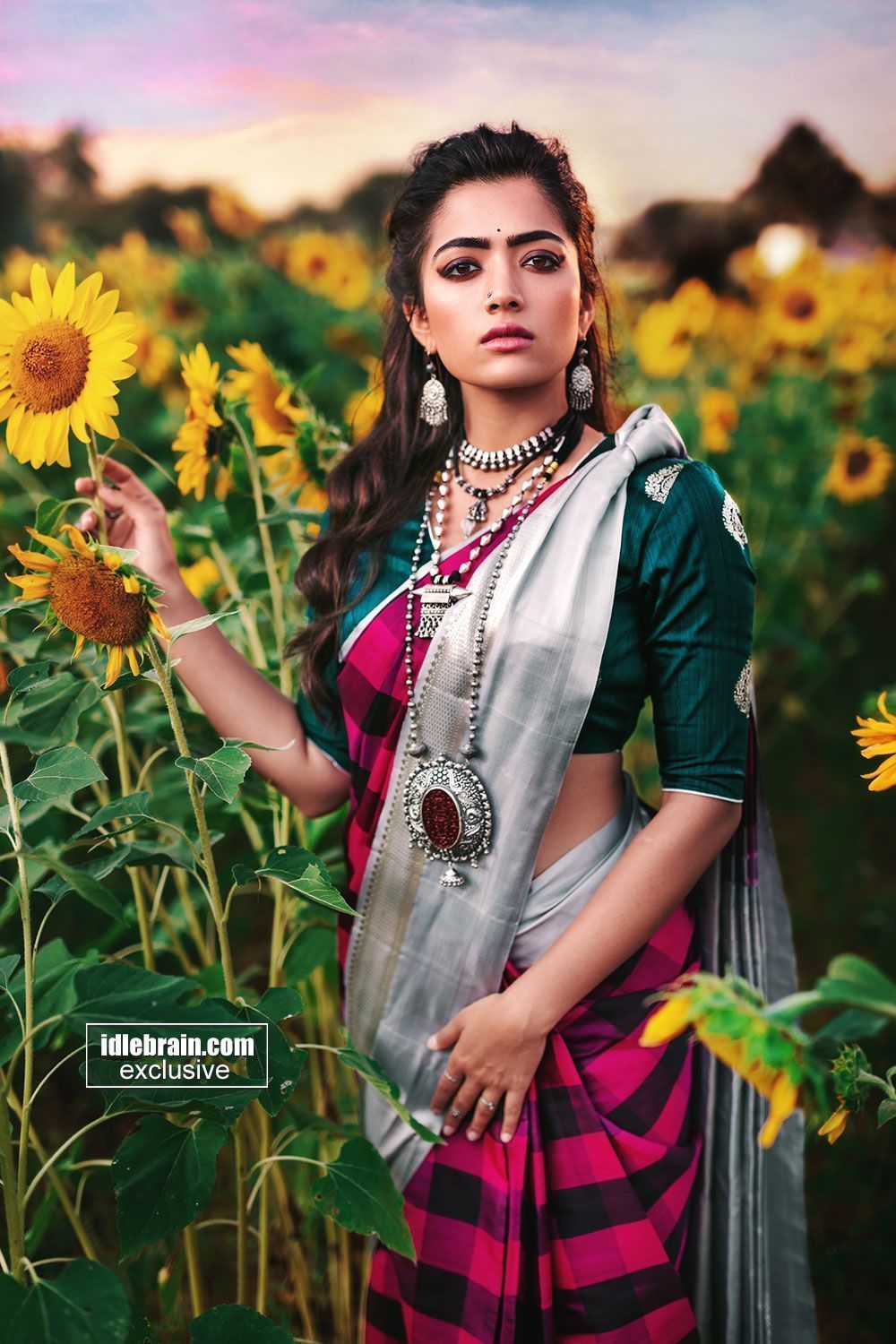 1000x1500 Rashmika Mandanna latest saree photo