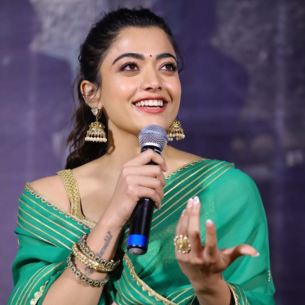 Rashmika Mandanna Saree Wallpapers - Top Free Rashmika Mandanna Saree ...