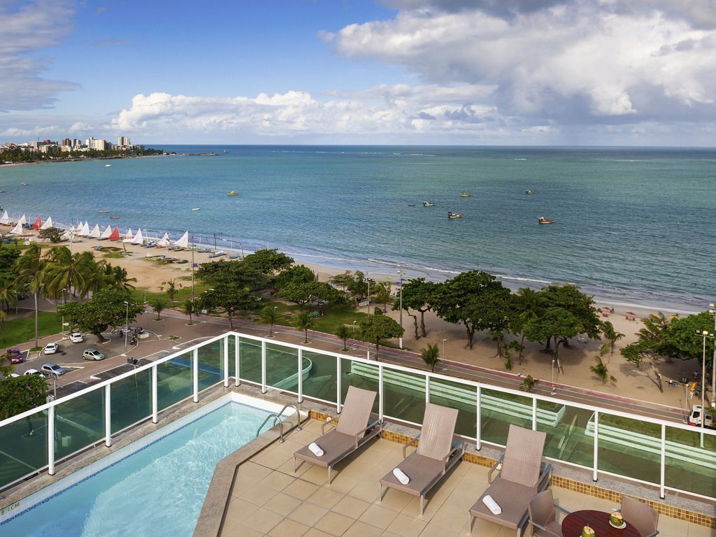 1024x768 Hotel in modern Maceió with a sea view