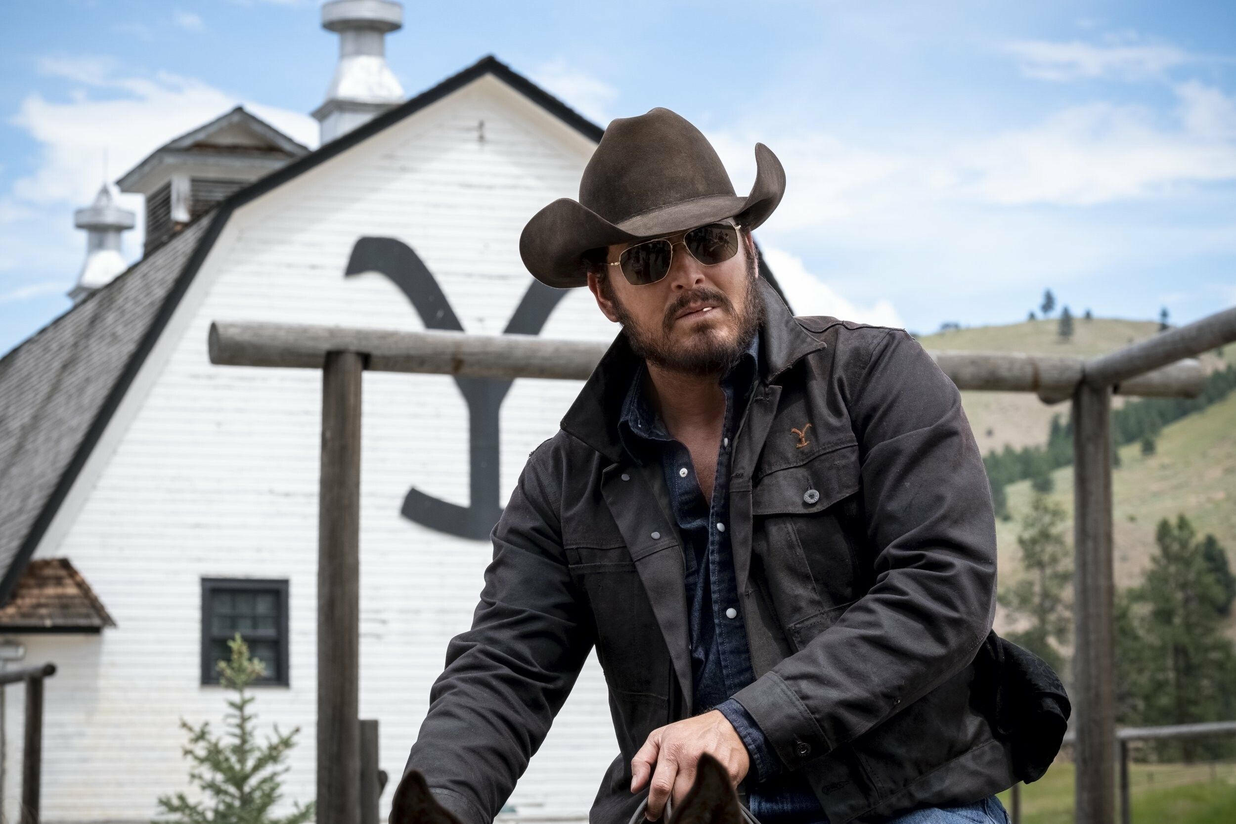2500x1667 Yellowstone (TV Series) Wallpaper (