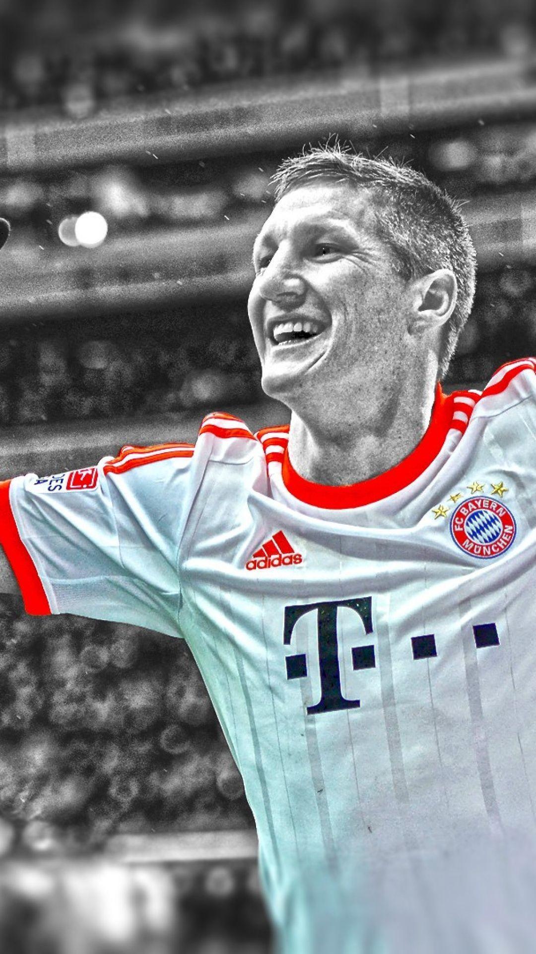 1080x1920 Schweinsteiger Wallpaper