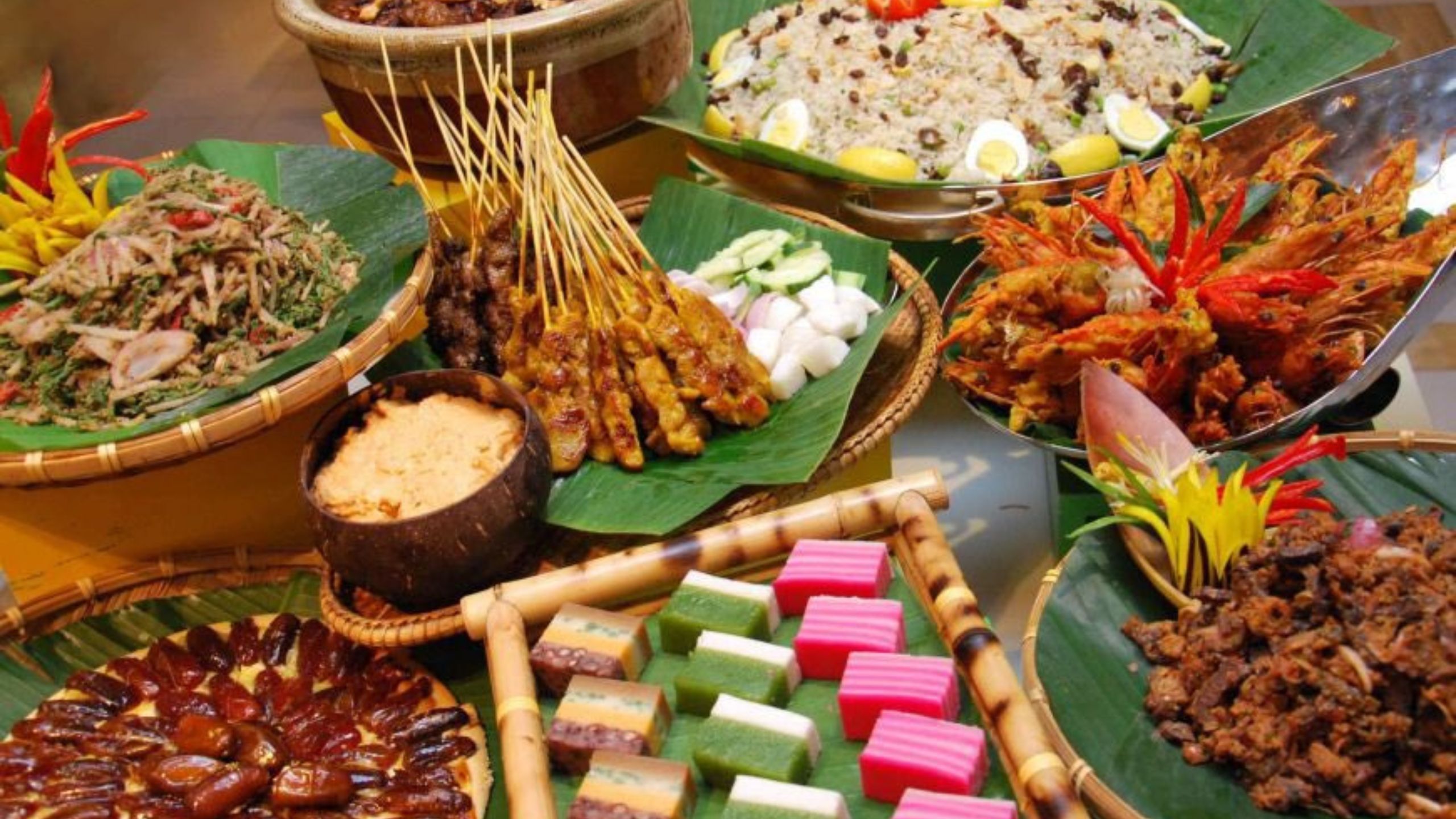 2560x1440 Yummy Thai. Authentic. Thai. Food