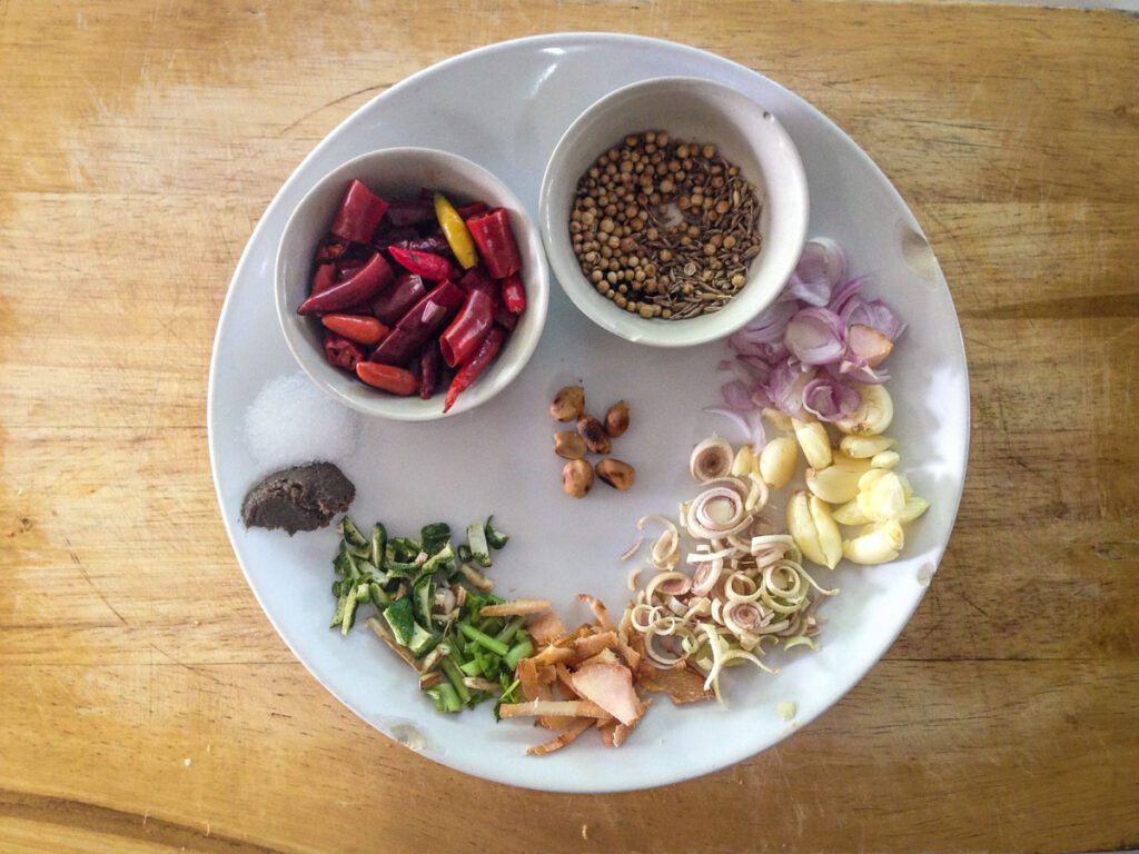 1024x768 Delicious Thai Dishes You Must Try