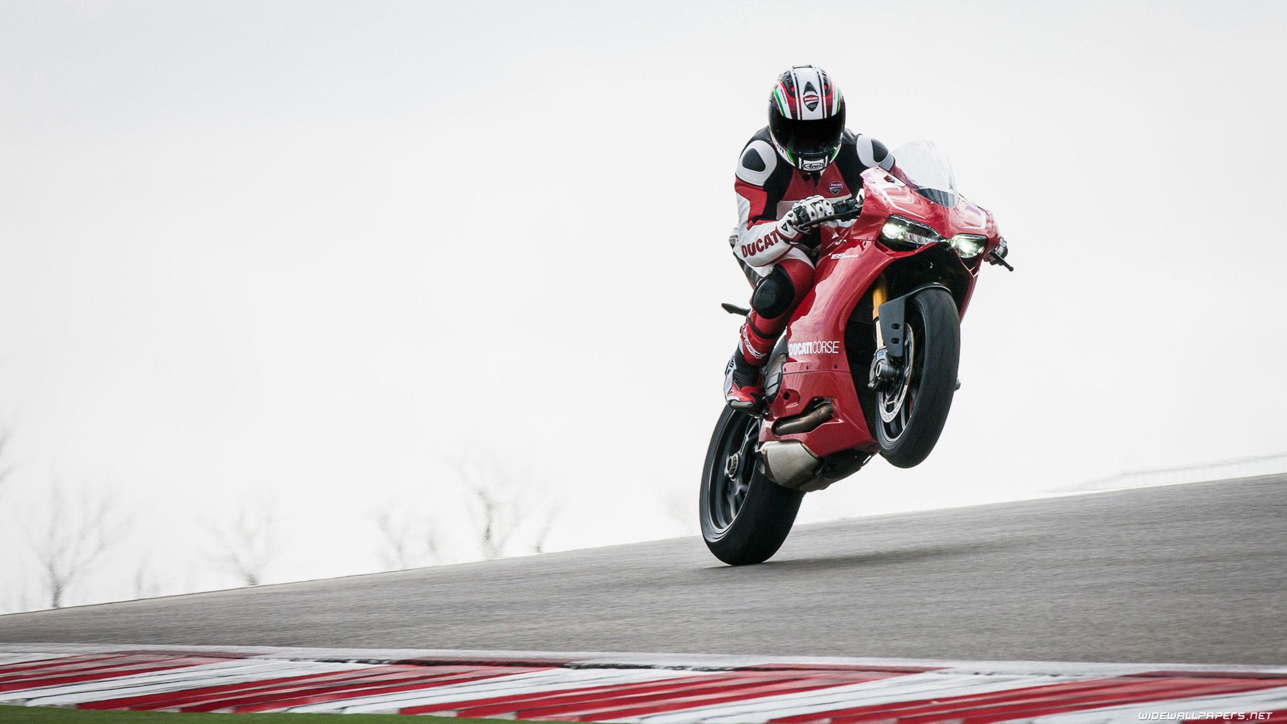 2560x1440 Superbike Wallpaper