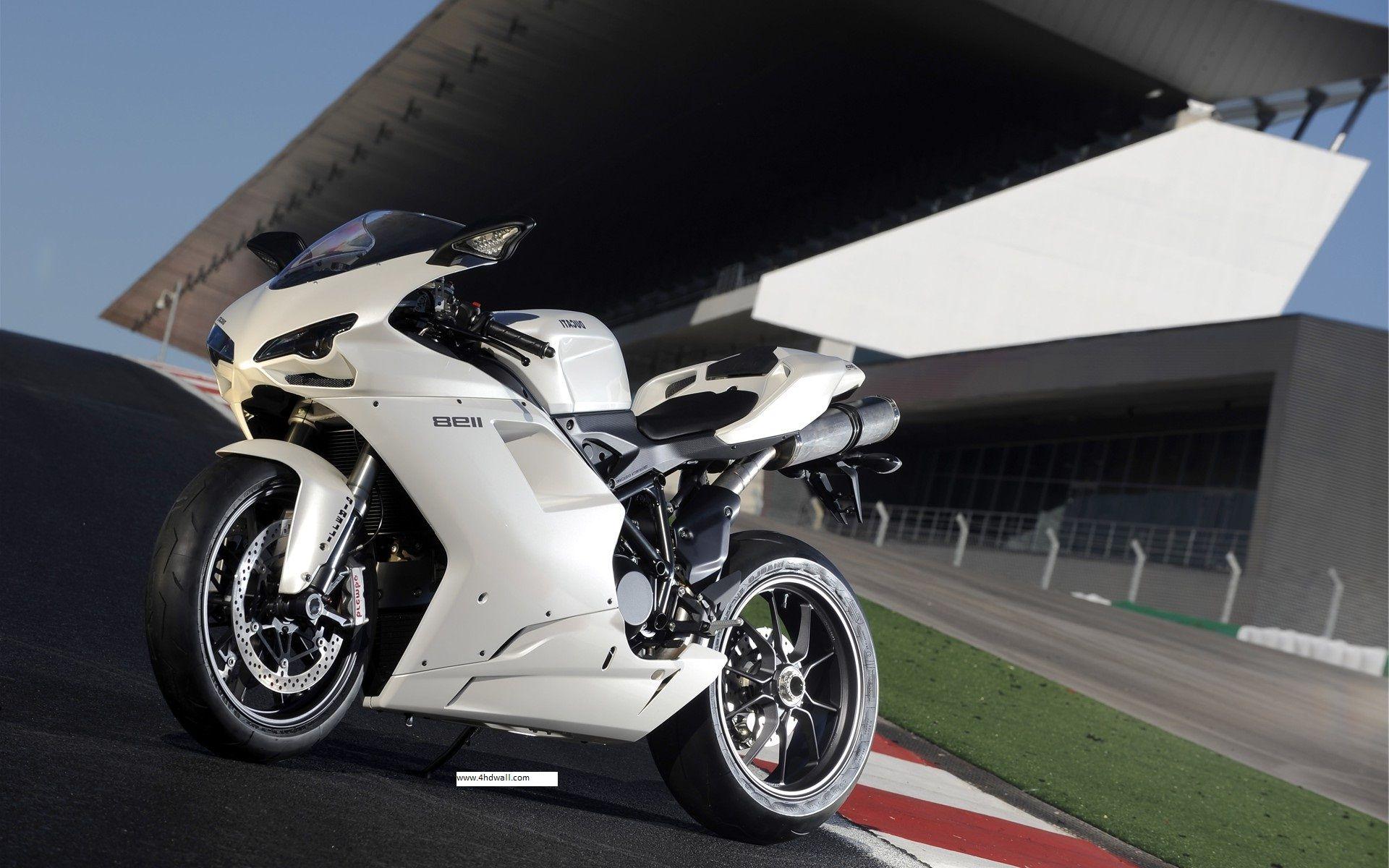 yamaha heavy bike
