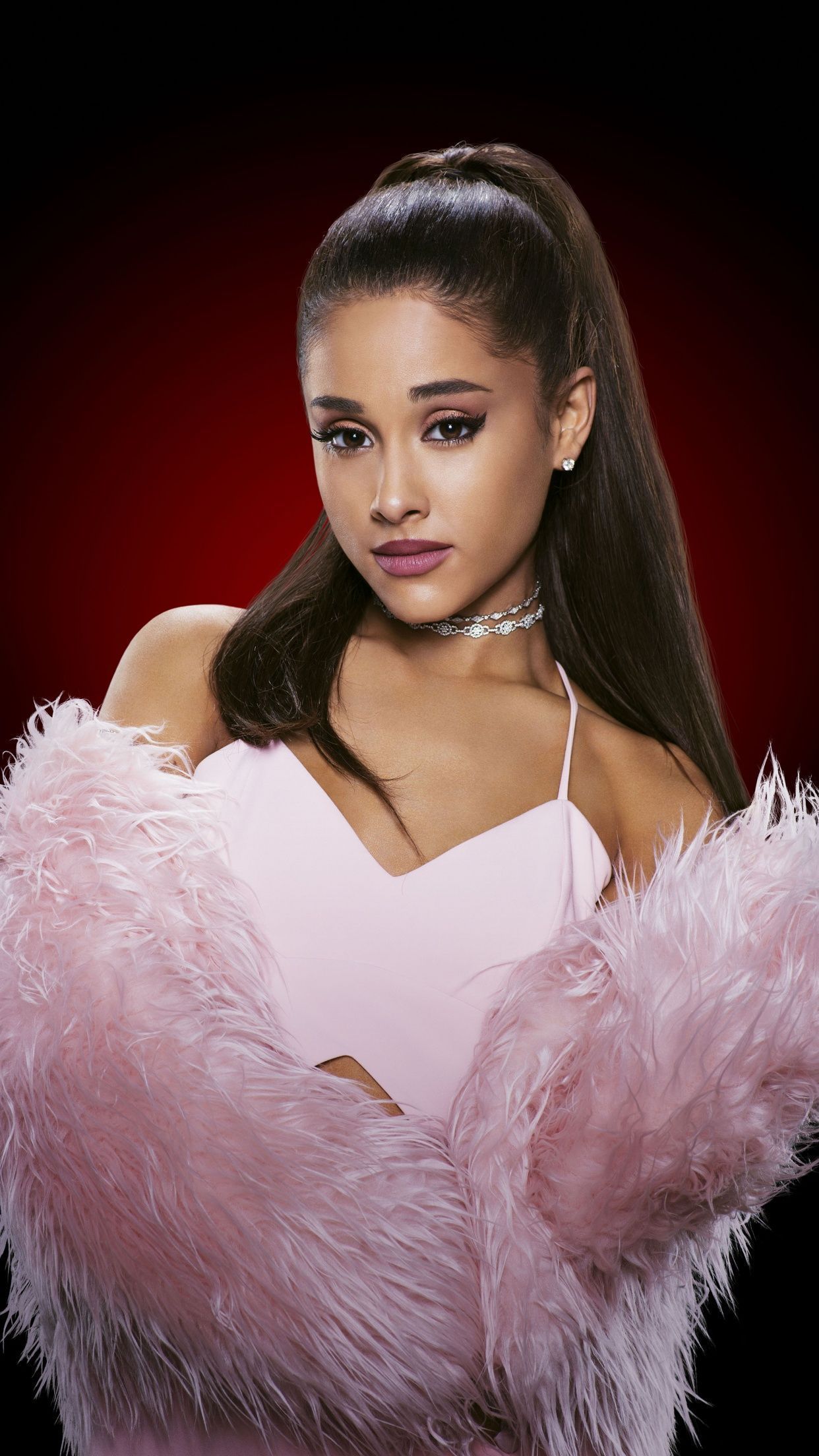 1242x2208 Ariana im using as my wallpaper