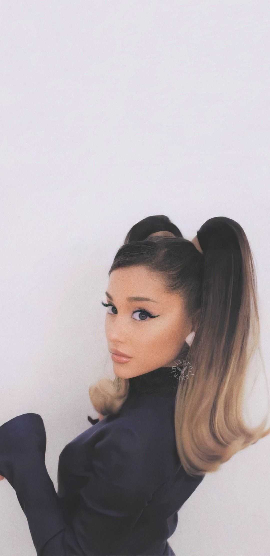 1080x2220 Ariana Grande Wallpaper