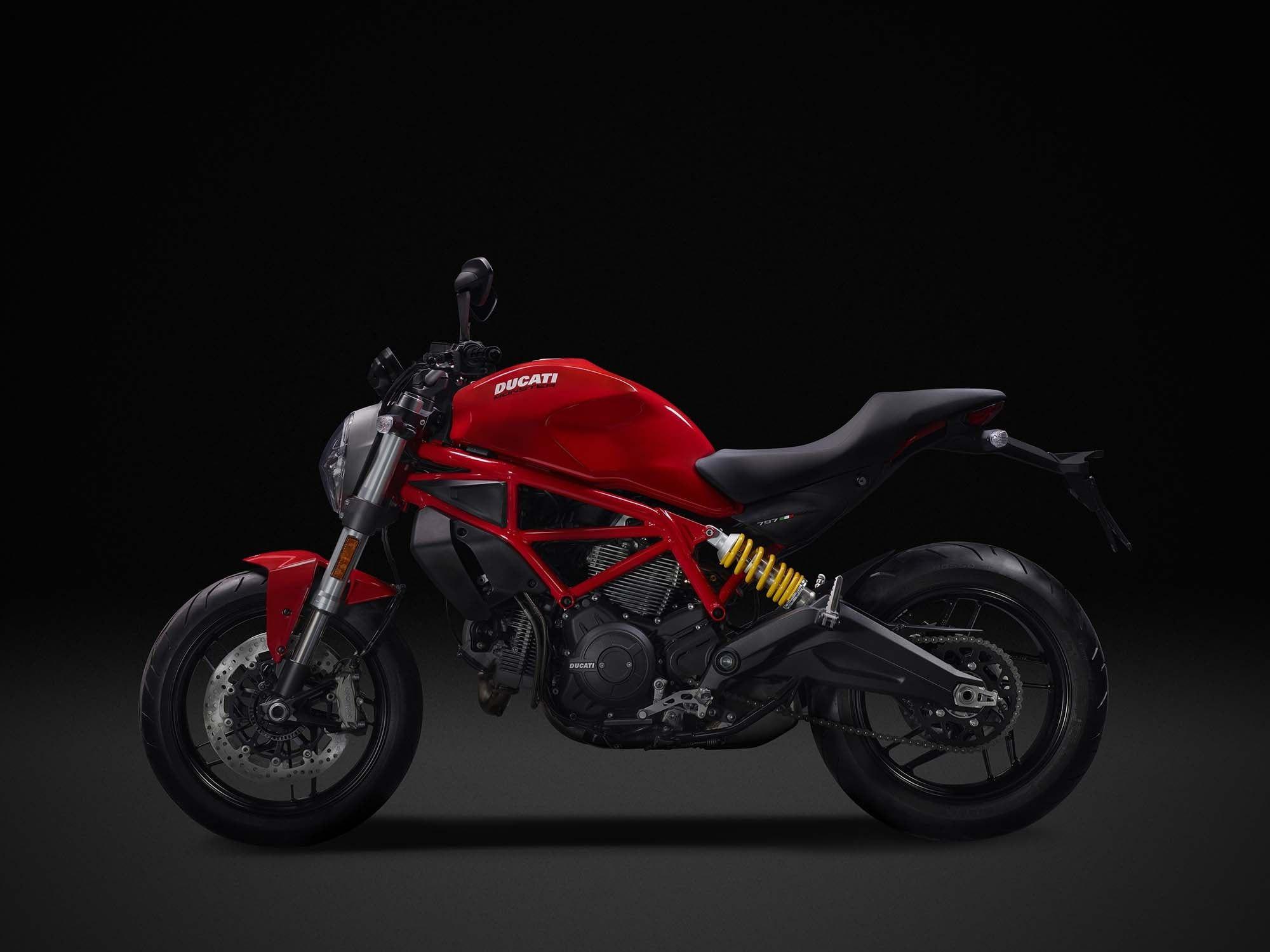 2000x1500 Red and black Ducati sport bike HD wallpaper