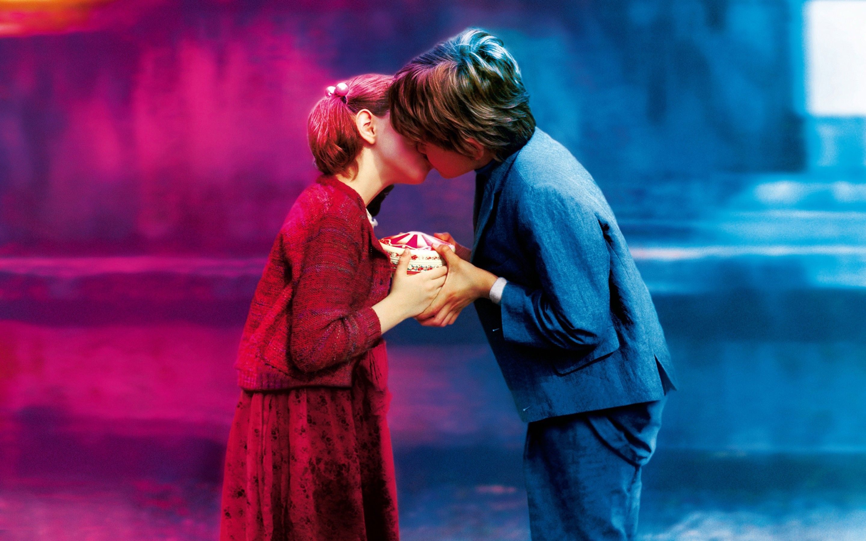 2880x1800 Cute Kiss Wallpaper, HD Love Wallpaper