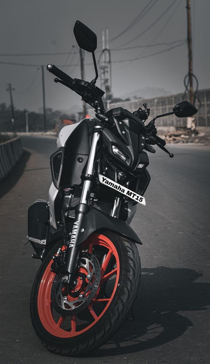 720x1250 MT15 bike lovers