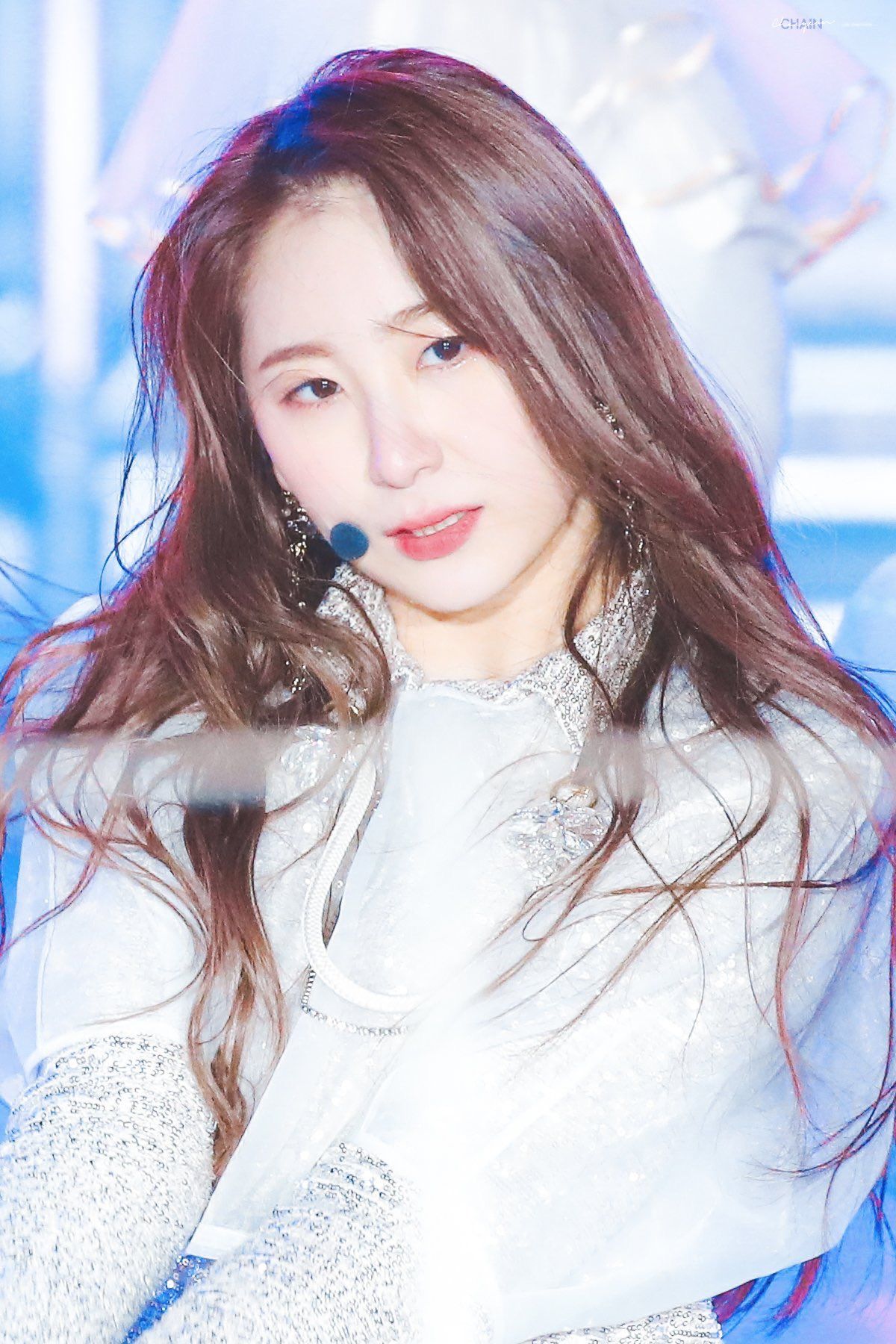 1200x1800 Lee Chaeyeon pics