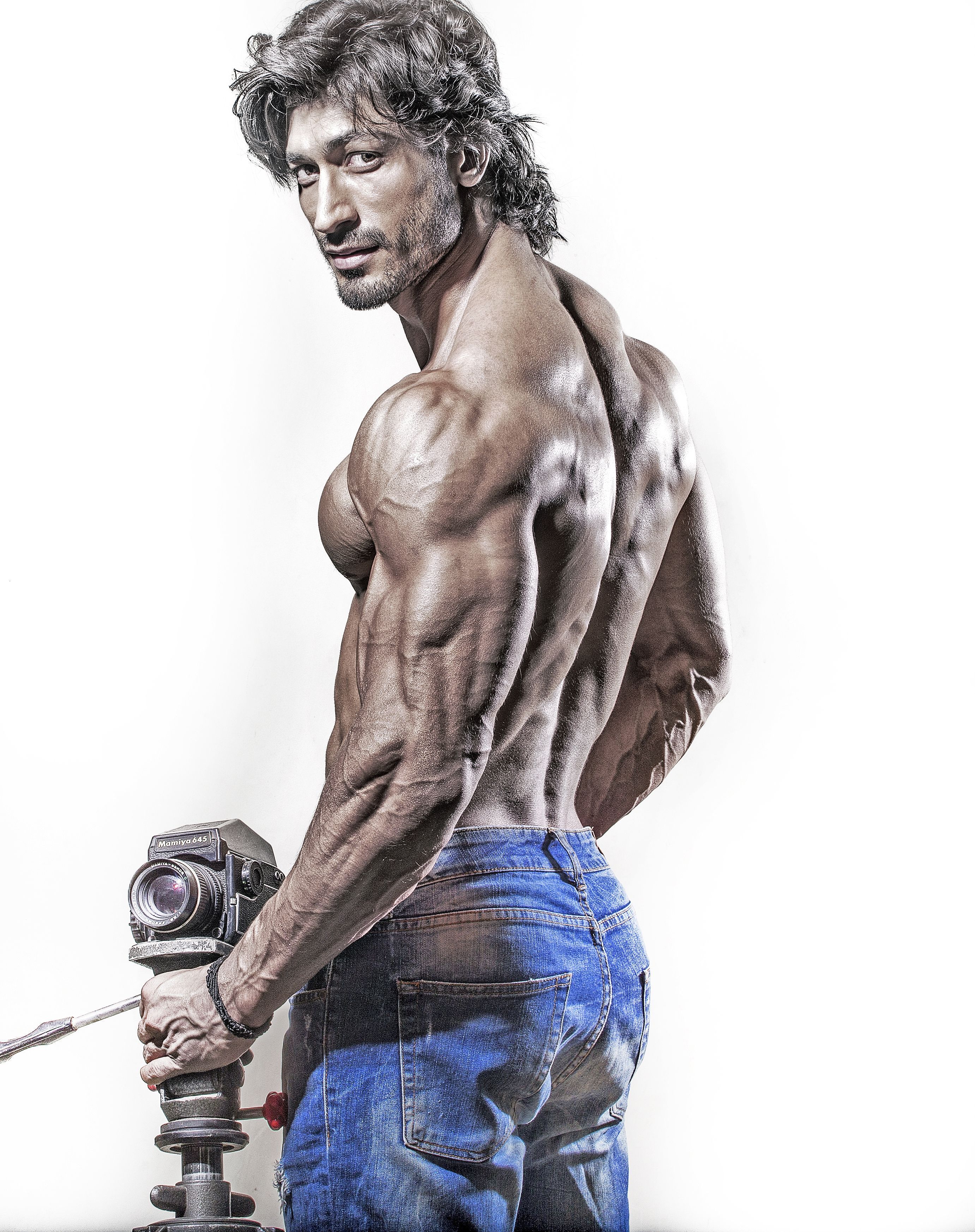 2763x3491 Vidyut Jamwal Haider Khan Photography