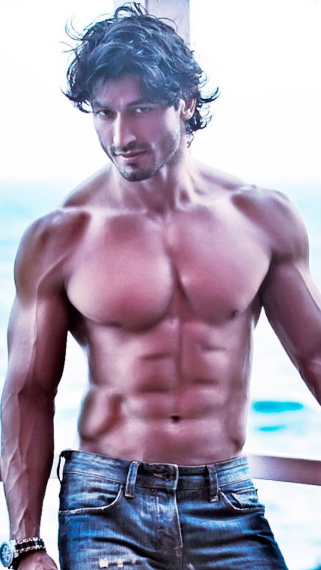 1080x1917 Vidyut Jammal iPhone Wallpaper