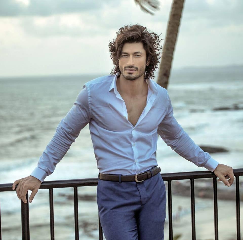 960x948 Vidyut Jammwal Wallpaper