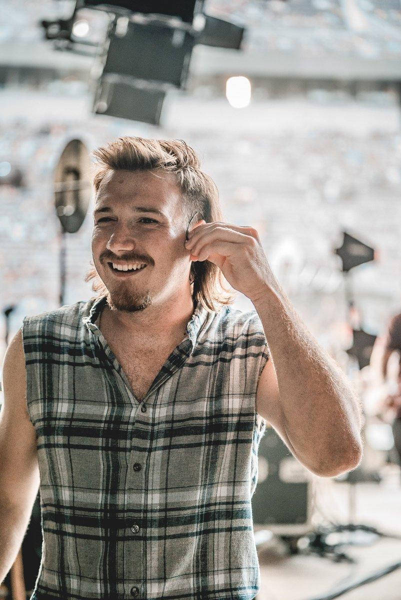 802x1200 Download Morgan Wallen Concert