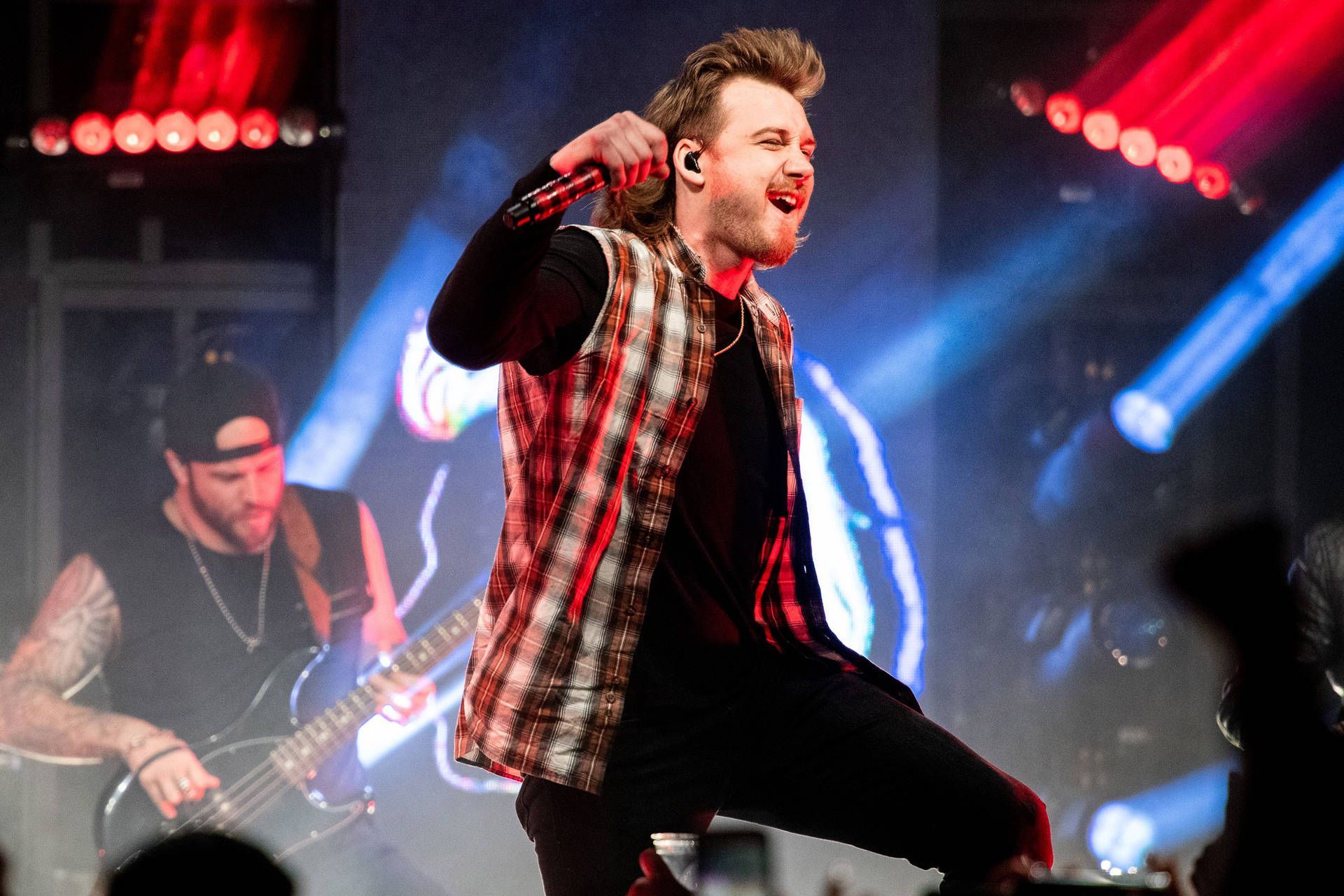 1920x1280 Rockstar Morgan Wallen Wallpaper