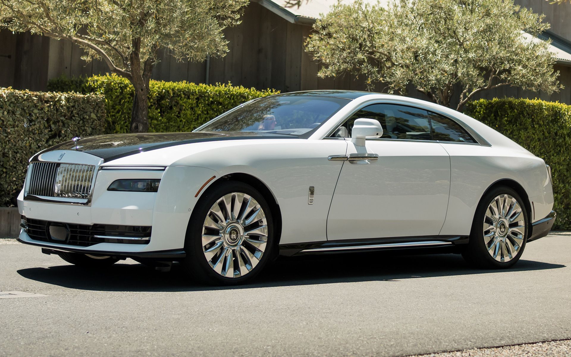 Wunderbar Rolls Royce Spectre Fotos