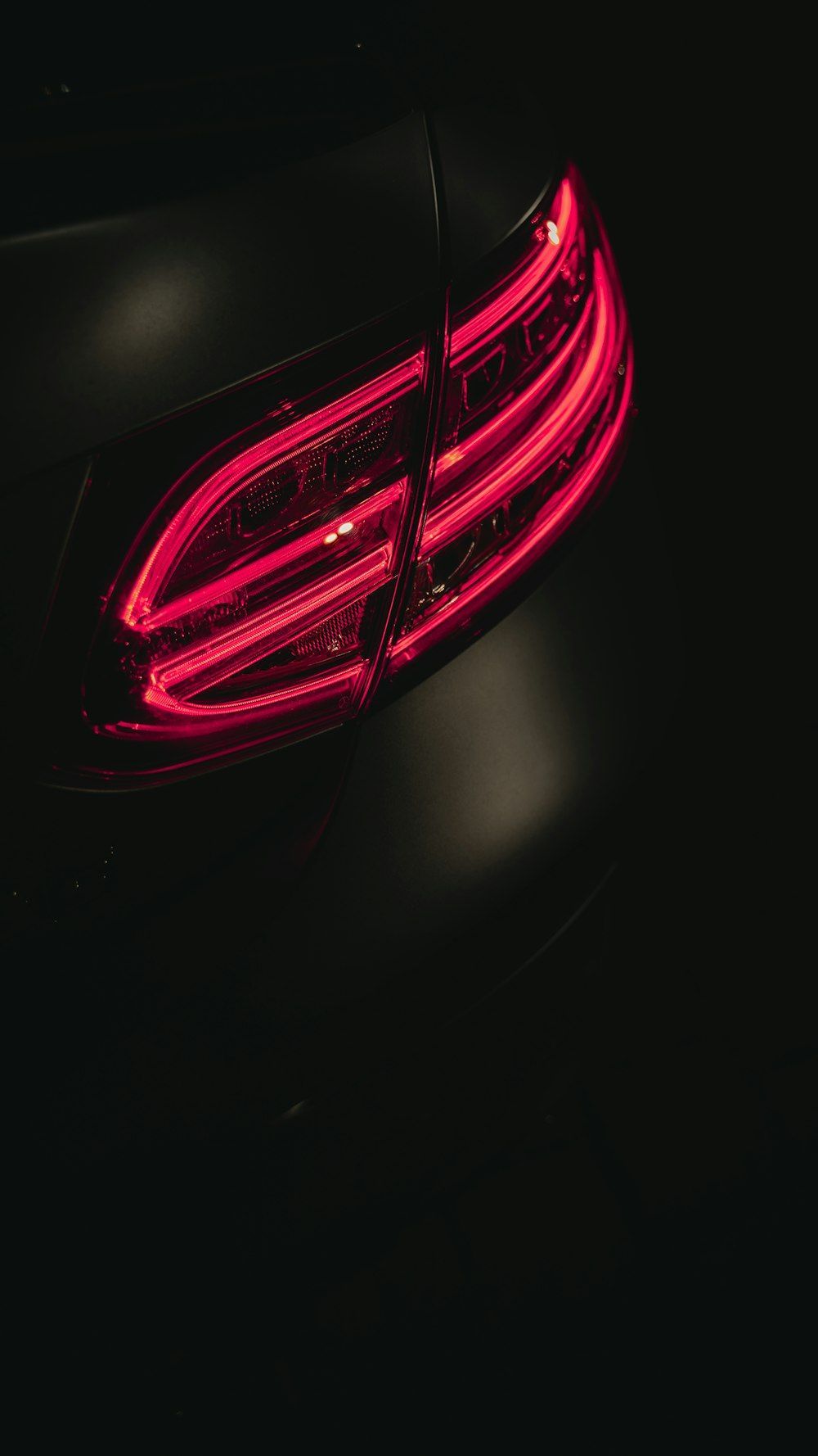 1000x1778 Red and black light digital wallpaper