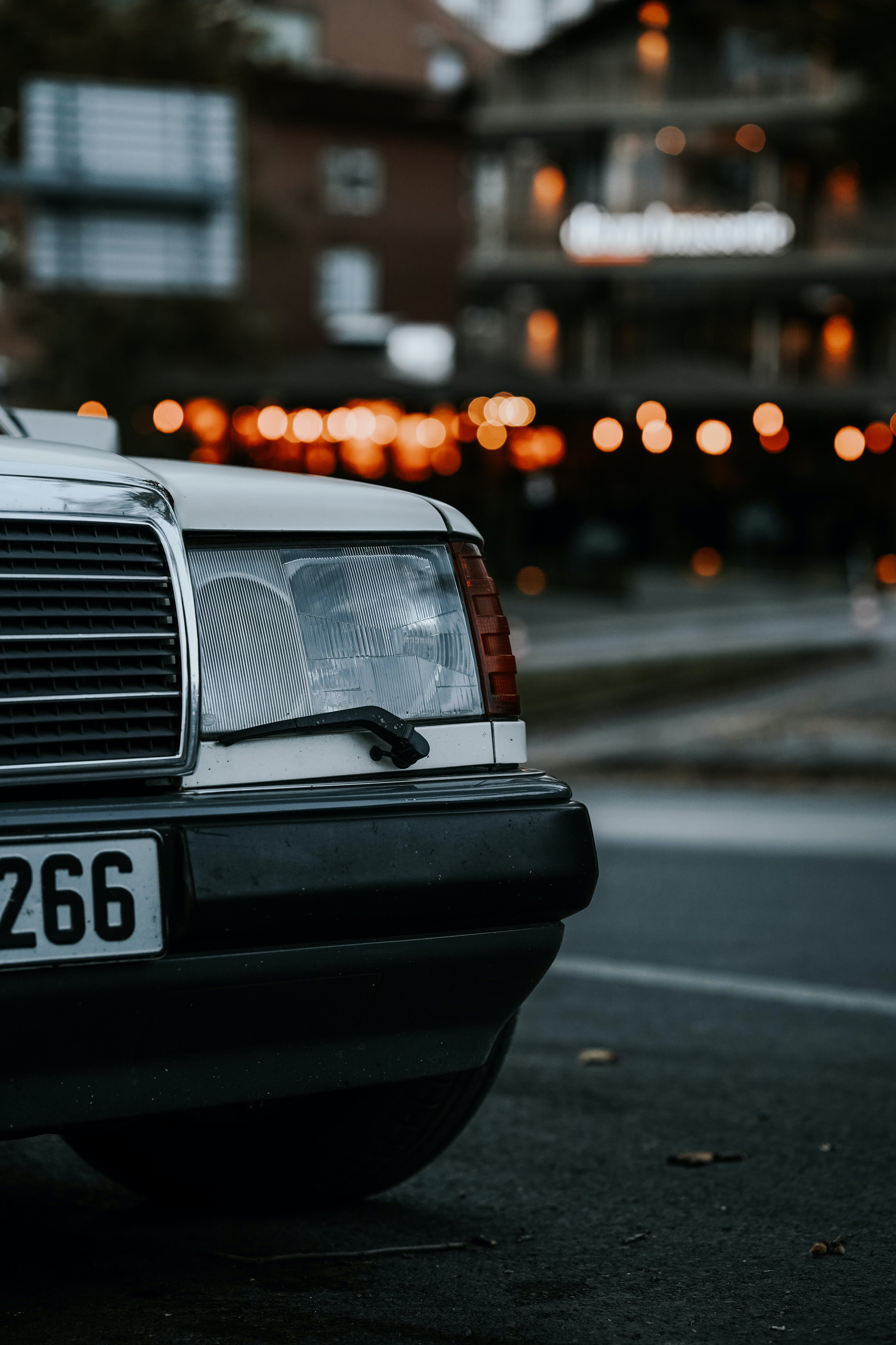 4000x6000 Tail Light of a Mercedes W123
