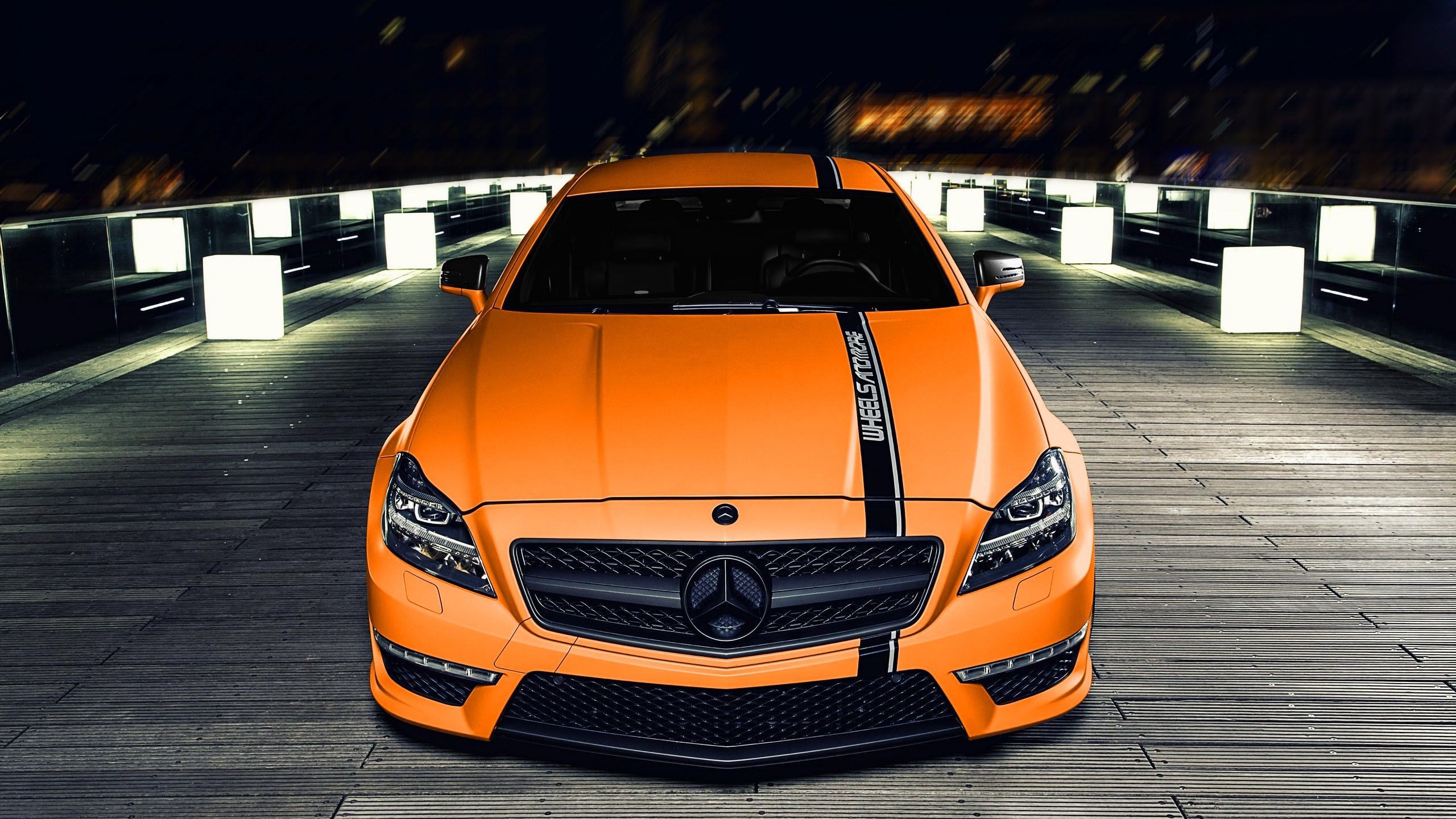 2560x1440 Light night cars orange AMG supercars