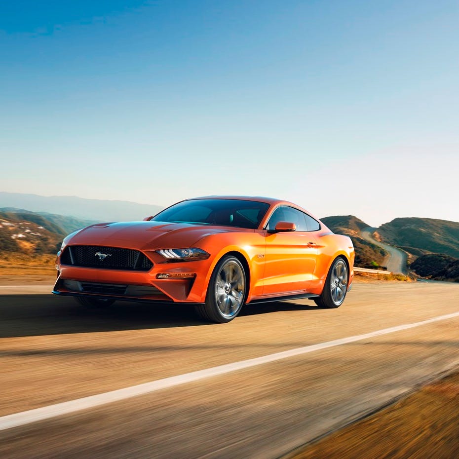 930x930 Ford Mustang adds power, reduces 0