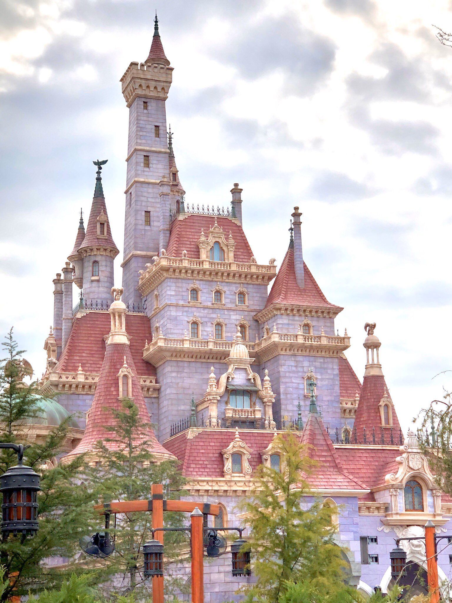 1536x2048 Beast's Castle