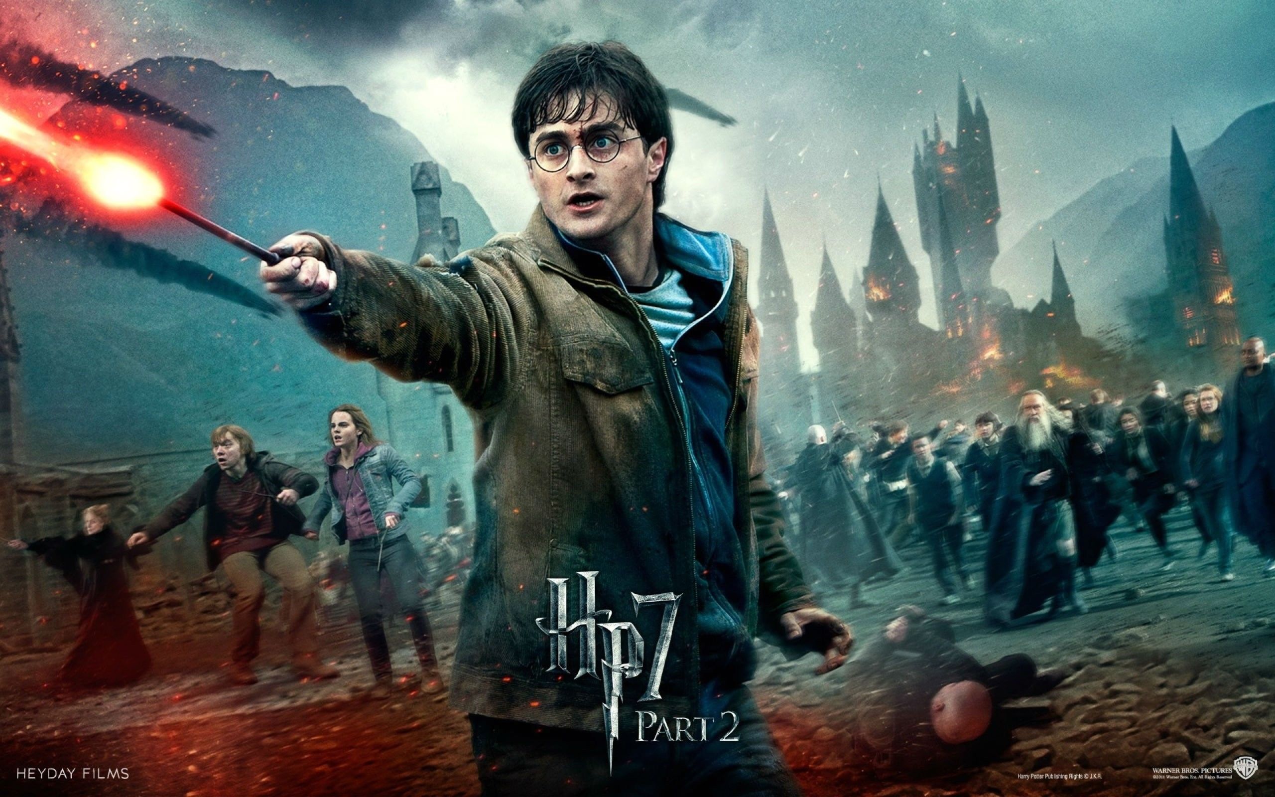 2560x1600 Magic Films Wallpaper