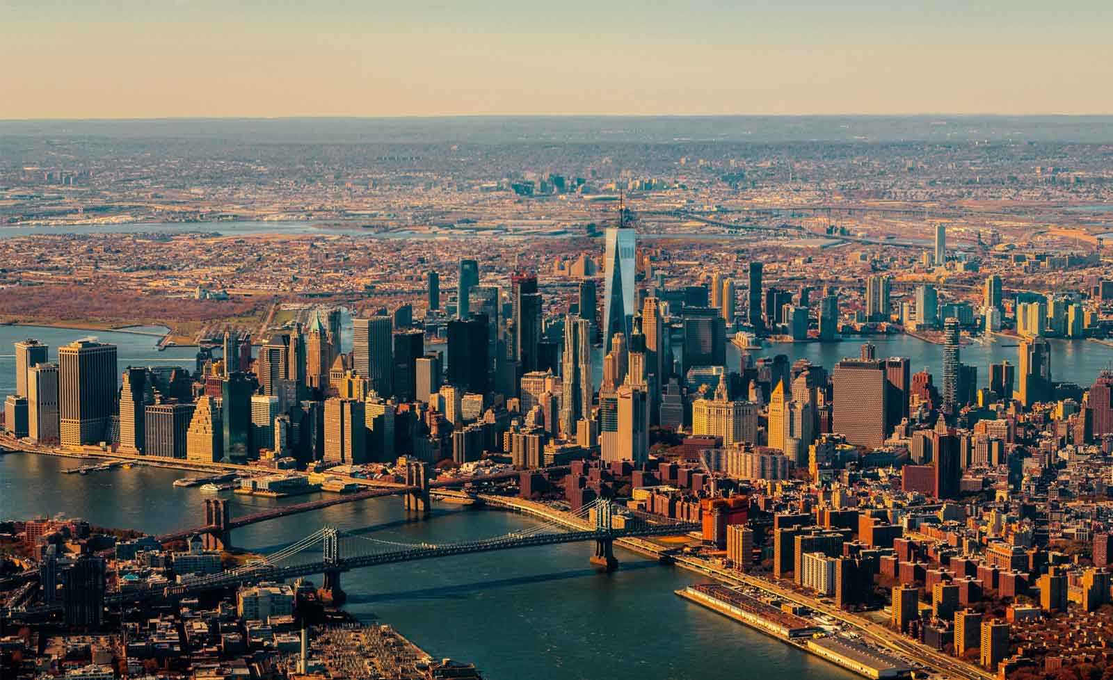 1600x978 Manhattan Skyline wallpaper