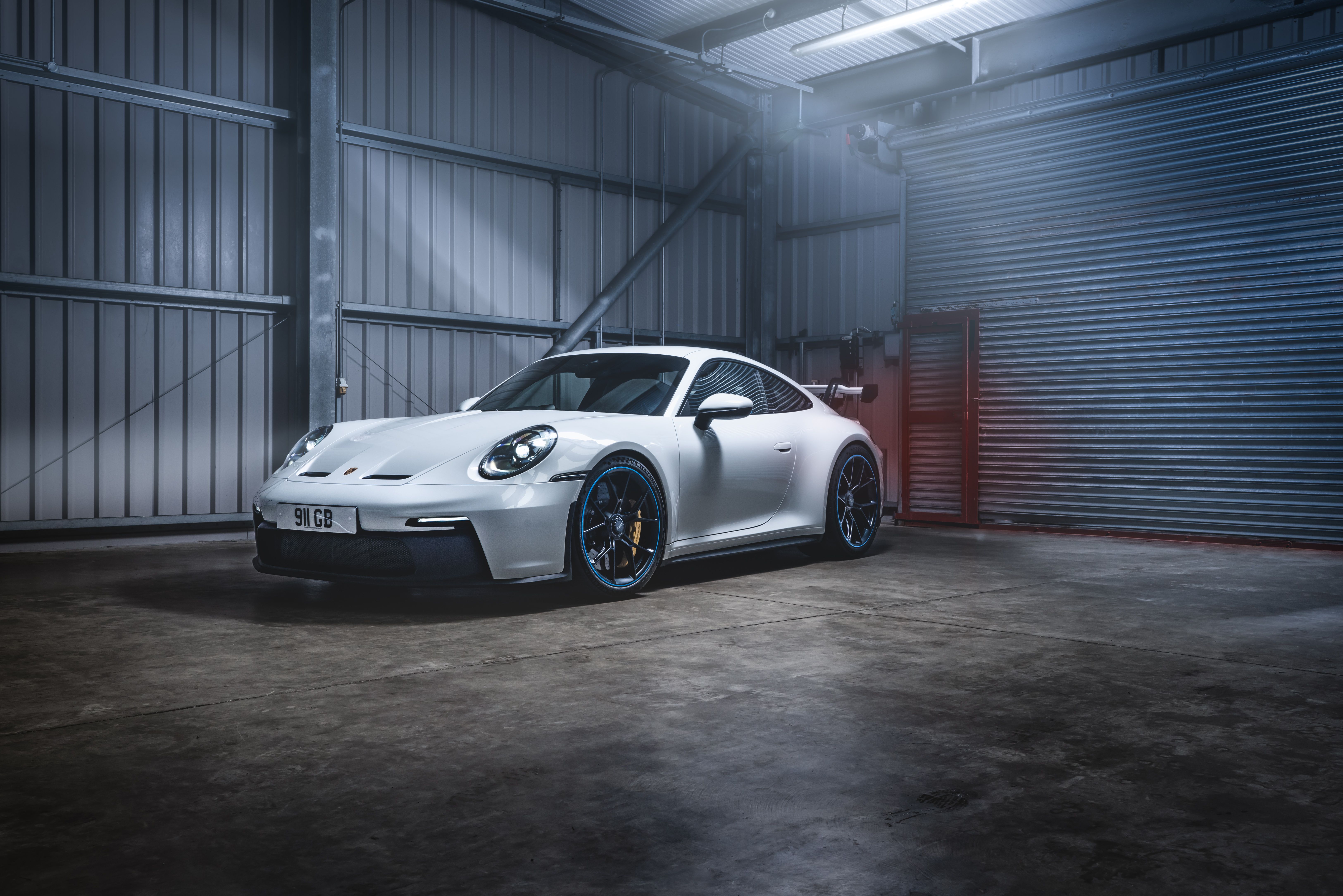 6500x4336 White 2021 Porsche 911 GT3 PDK (992)