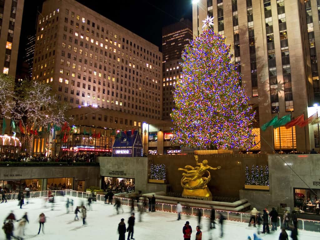 1024x768 A New York City Christmas Bucket List Center