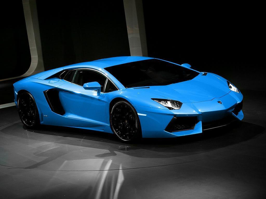1024x768 Blue Lambo Wallpaper