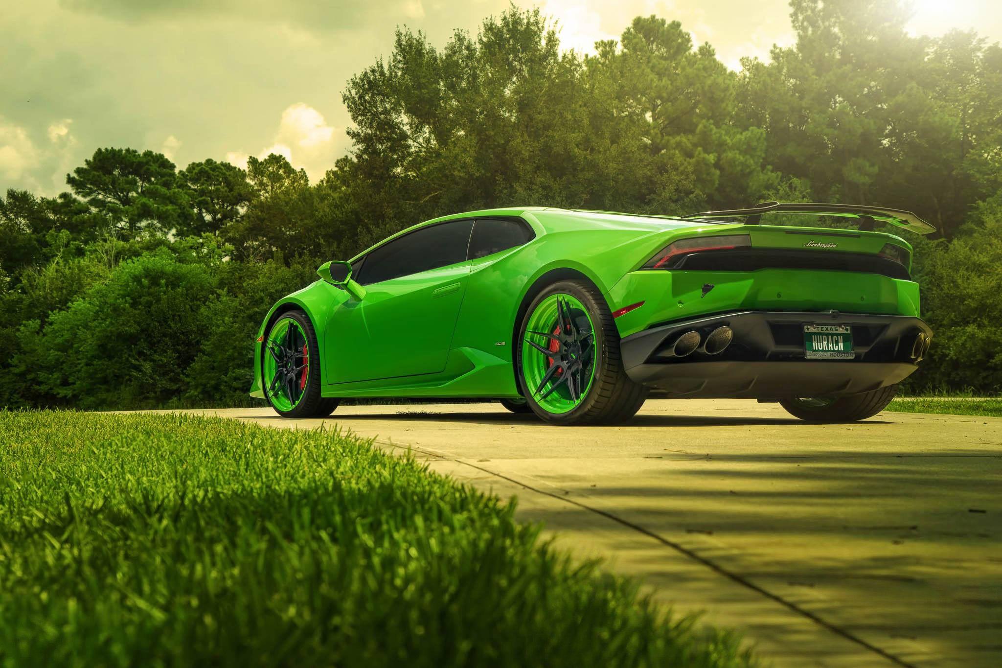 Hình nền HD 2048x1365 Lamborghini Huracan