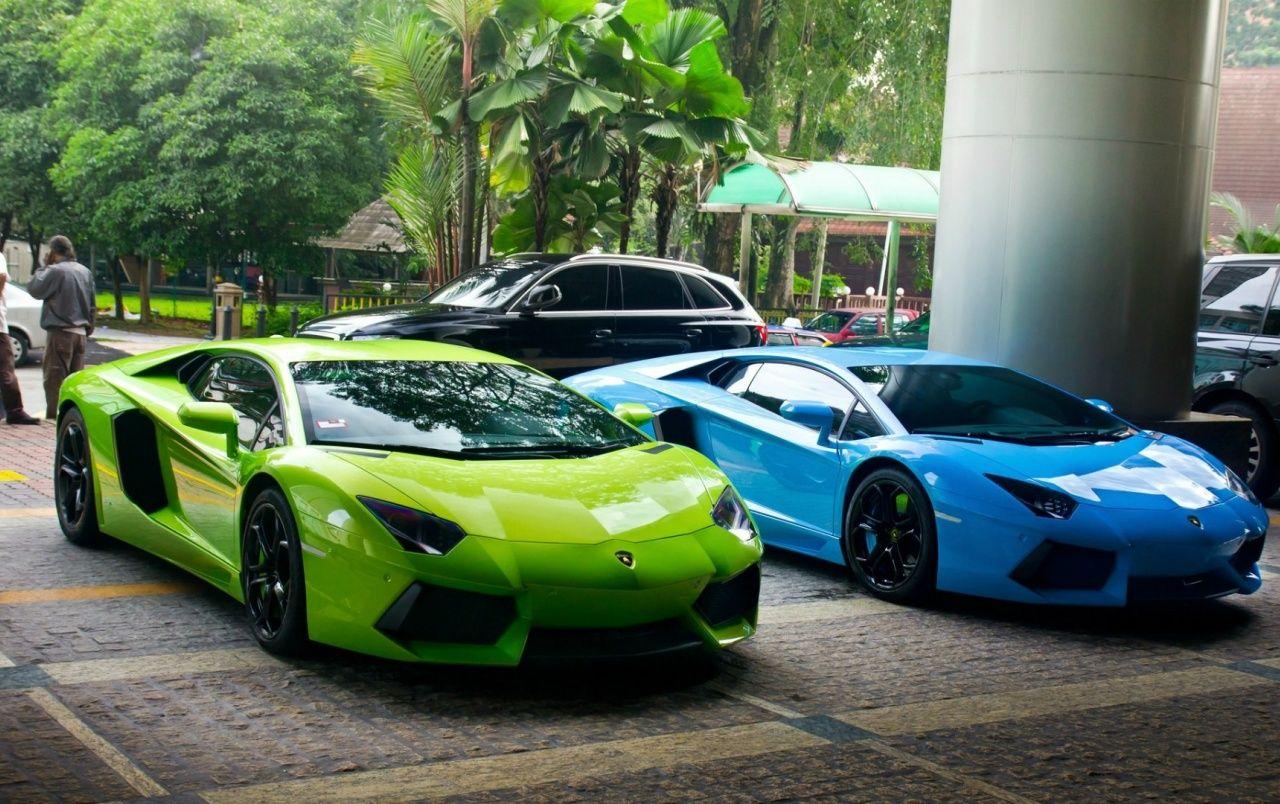 Hình nền 1280x804 Green and Blue Lamborghini Supercars