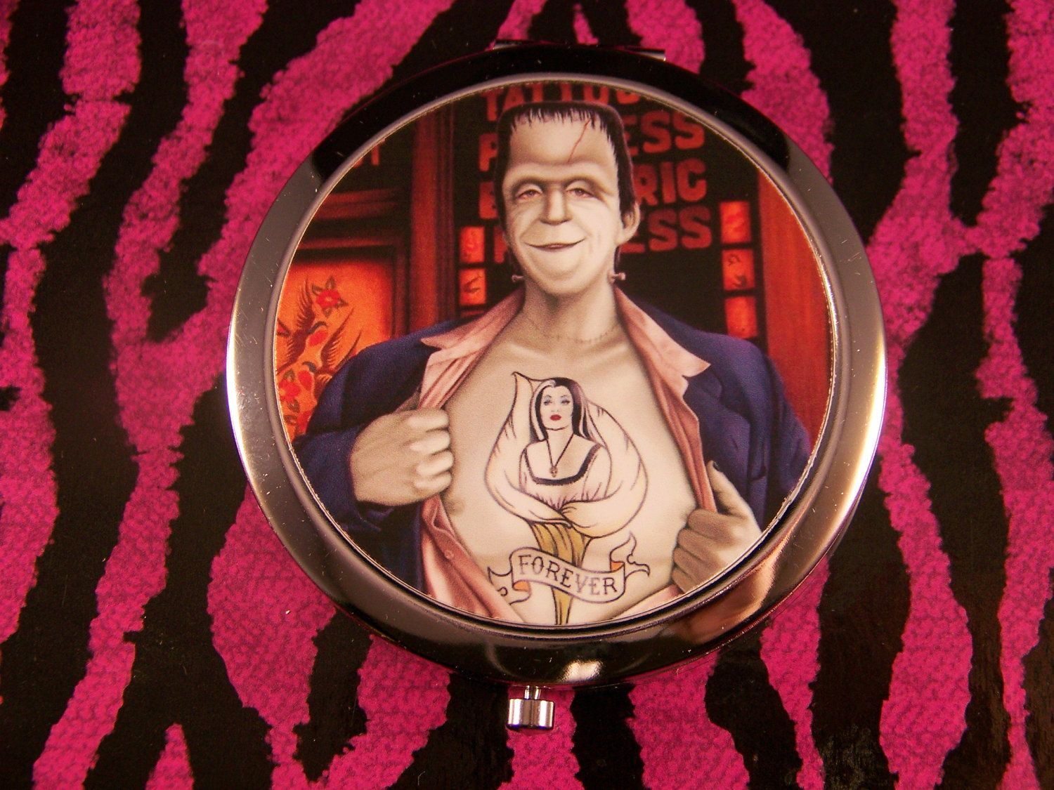 1500x1125 THE MUNSTERS Comedy Dark Frankenstein