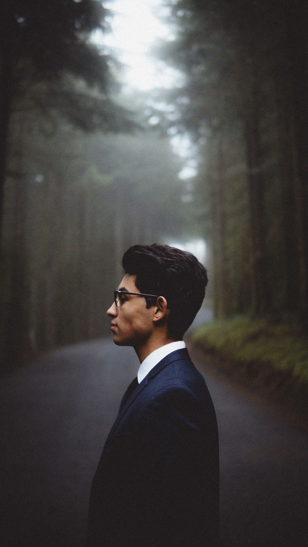 1000x1777 Jawline Wallpaper
